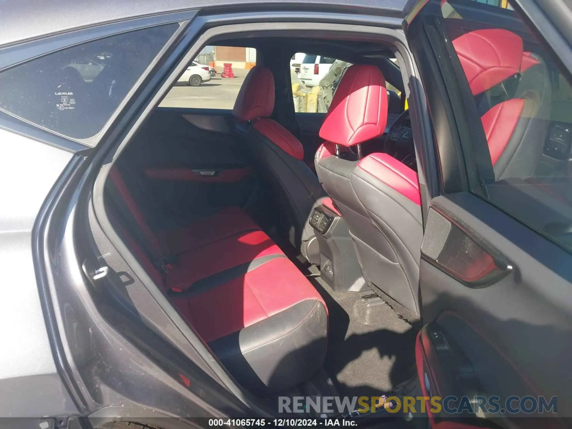 8 Фотография поврежденного автомобиля JTJKGCEZ1N2005634 LEXUS NX 350 2022