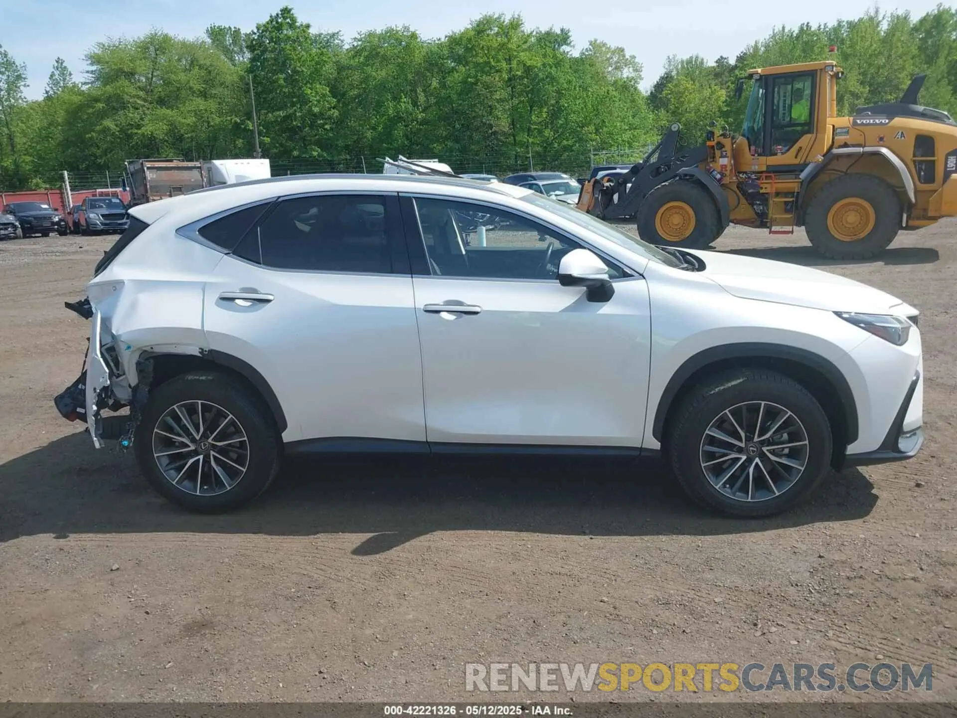 13 Фотография поврежденного автомобиля JTJGGCEZ1P5005429 LEXUS NX 350 2023