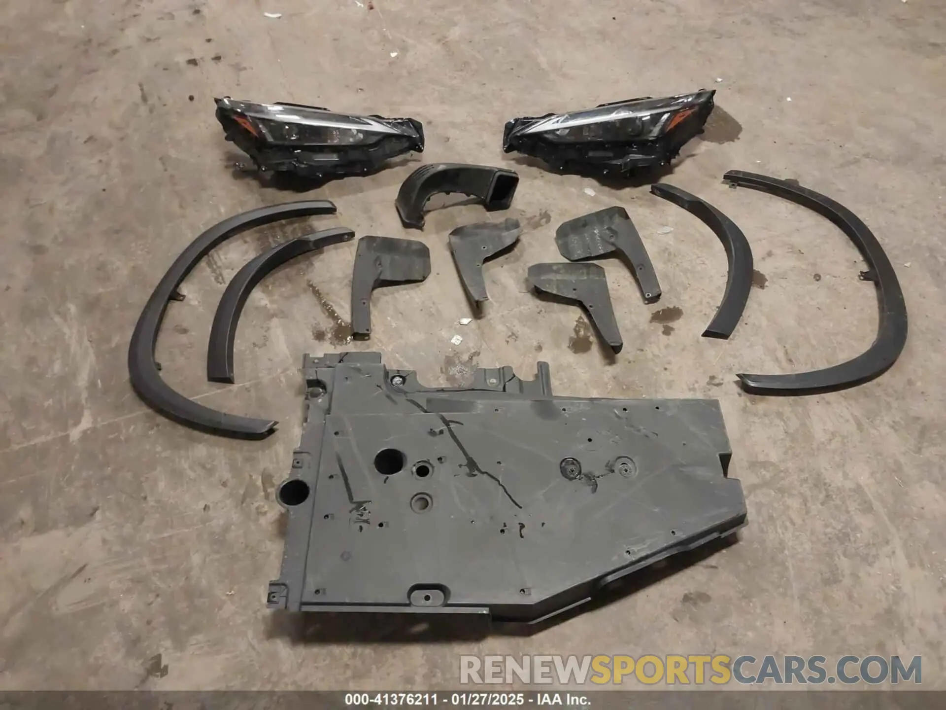 12 Фотография поврежденного автомобиля 2T2AGCEZ2RC057176 LEXUS NX 350 2024