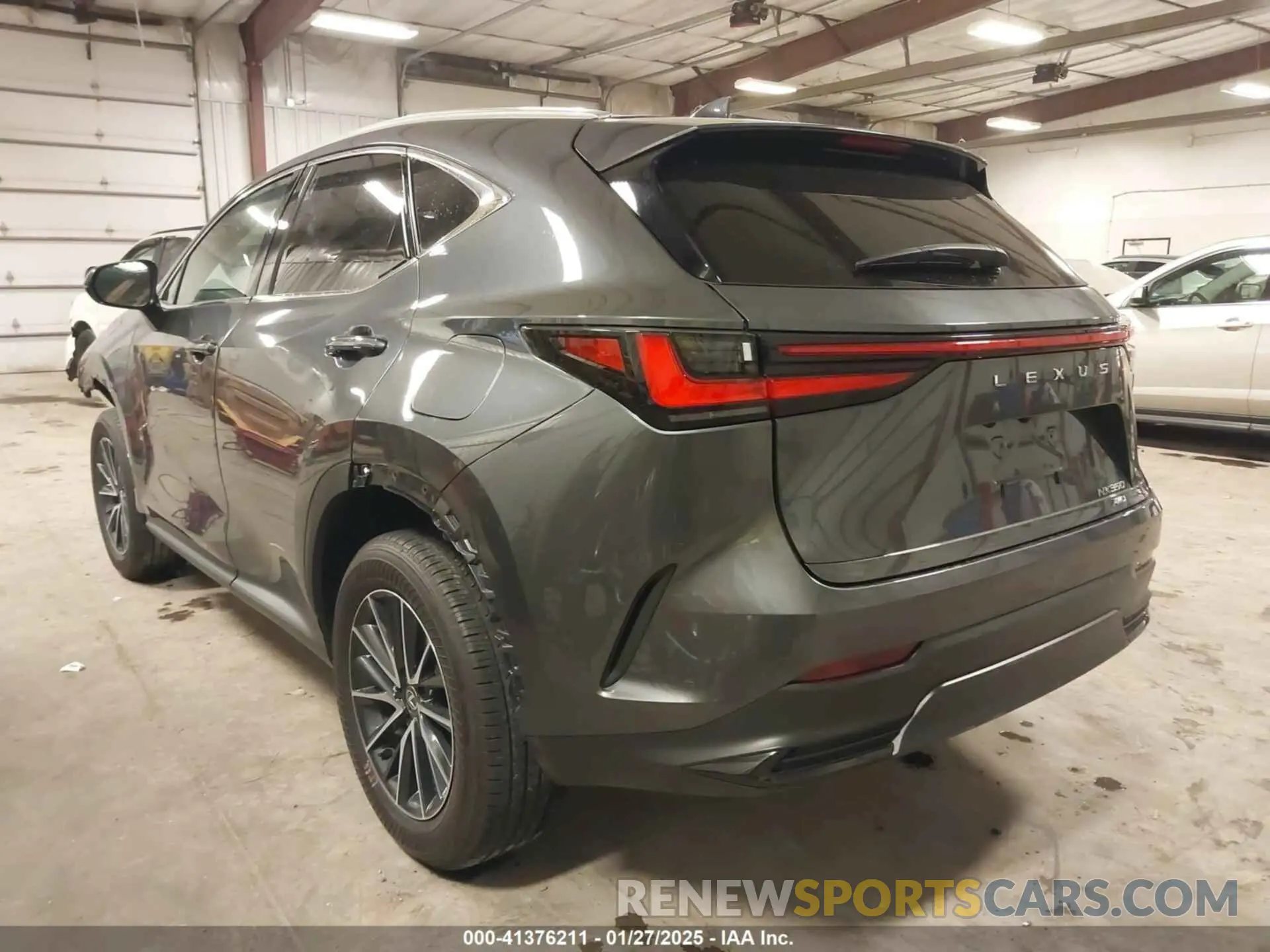 3 Фотография поврежденного автомобиля 2T2AGCEZ2RC057176 LEXUS NX 350 2024