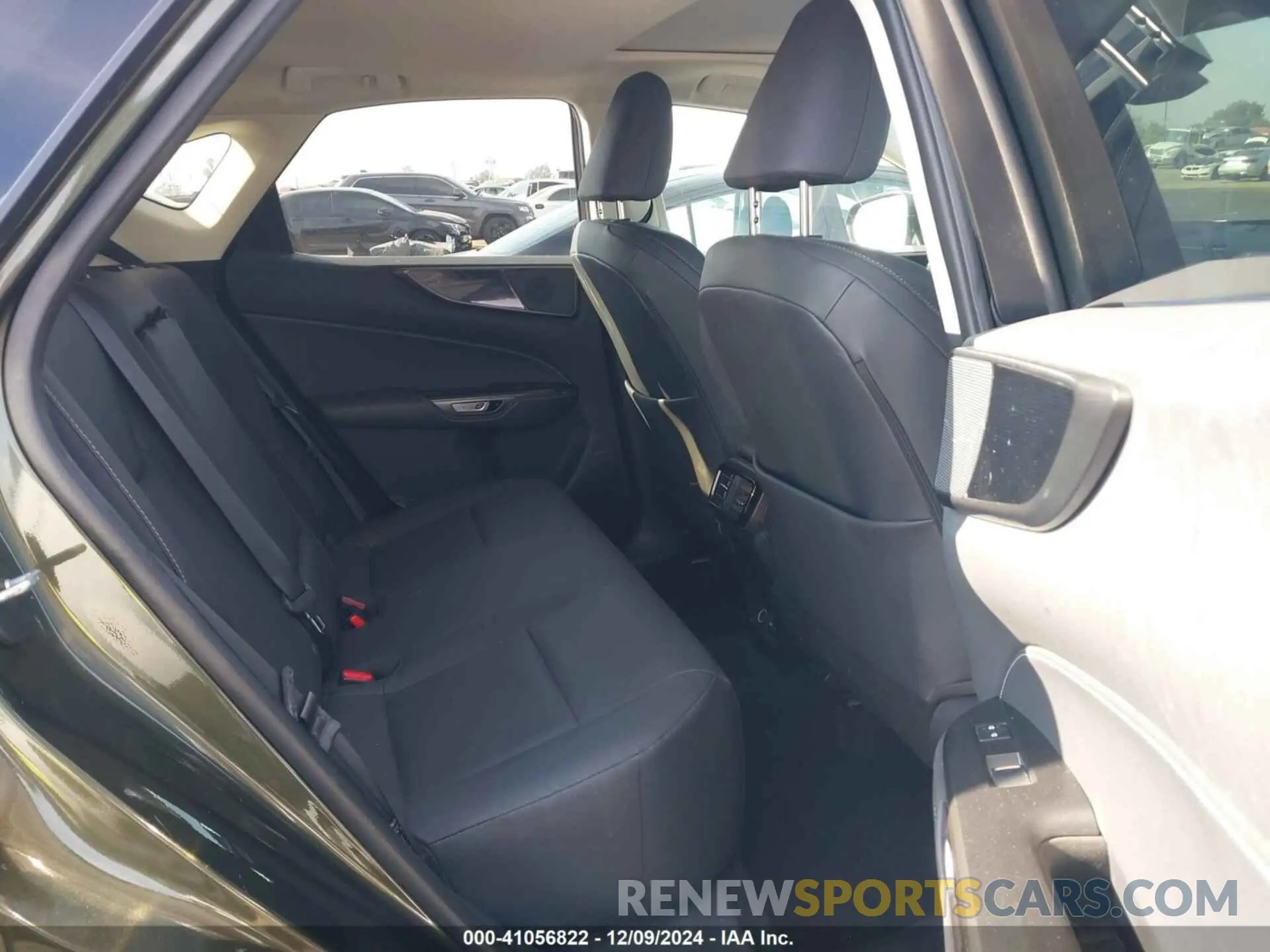 8 Фотография поврежденного автомобиля 2T2AGCEZXRC042490 LEXUS NX 350 2024