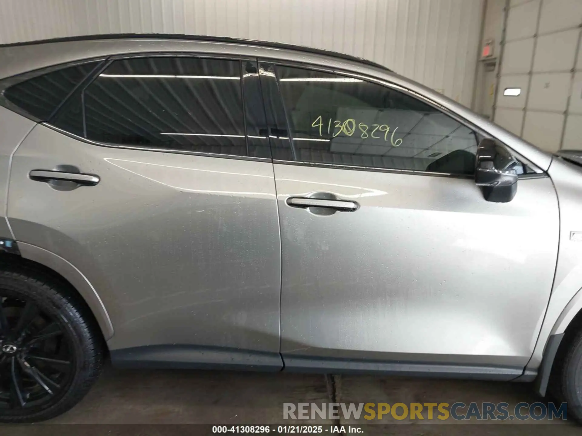 14 Фотография поврежденного автомобиля 2T2KGCEZ3RC041279 LEXUS NX 350 2024