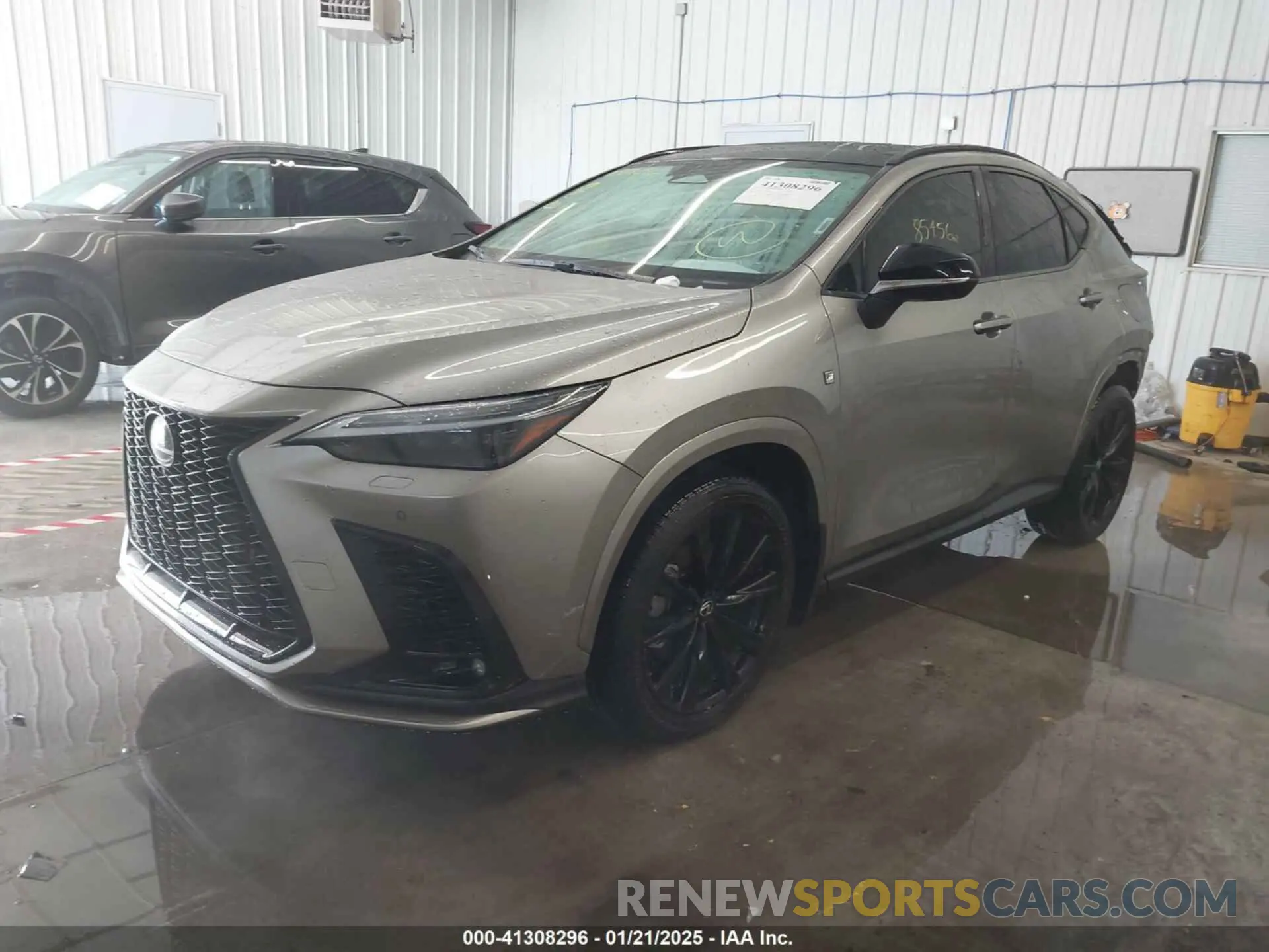 2 Фотография поврежденного автомобиля 2T2KGCEZ3RC041279 LEXUS NX 350 2024