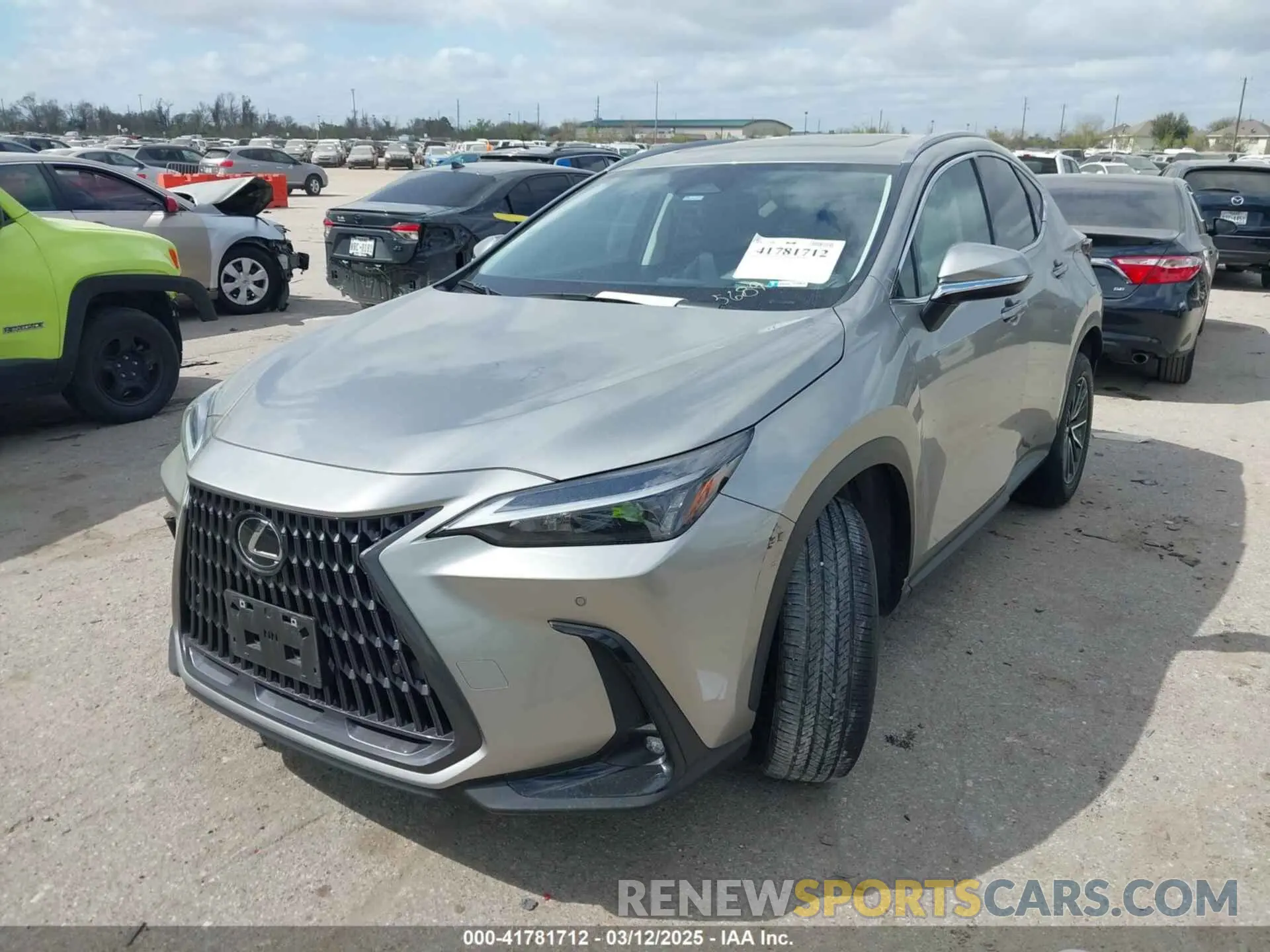 2 Фотография поврежденного автомобиля JTJGGCEZ5R2015689 LEXUS NX 350 2024