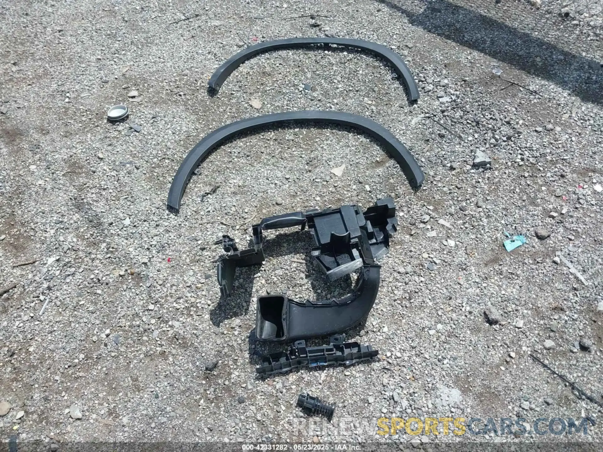 18 Photograph of a damaged car 2T2AGCEZ3SC080391 LEXUS NX 350 2025