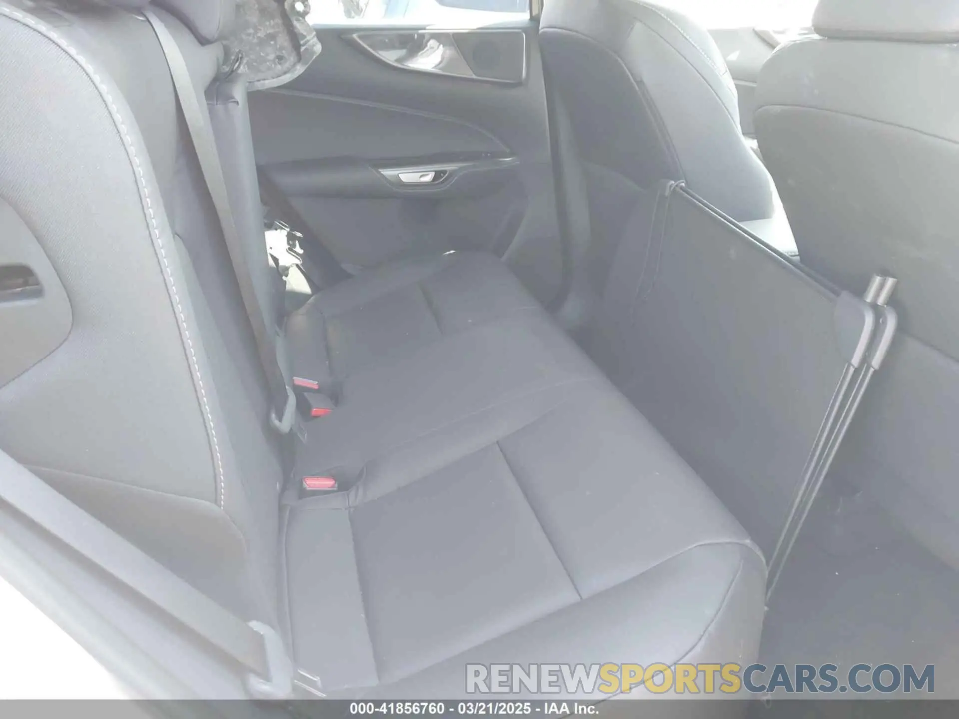 8 Фотография поврежденного автомобиля 2T2GGCEZ1SC067262 LEXUS NX 350 2025