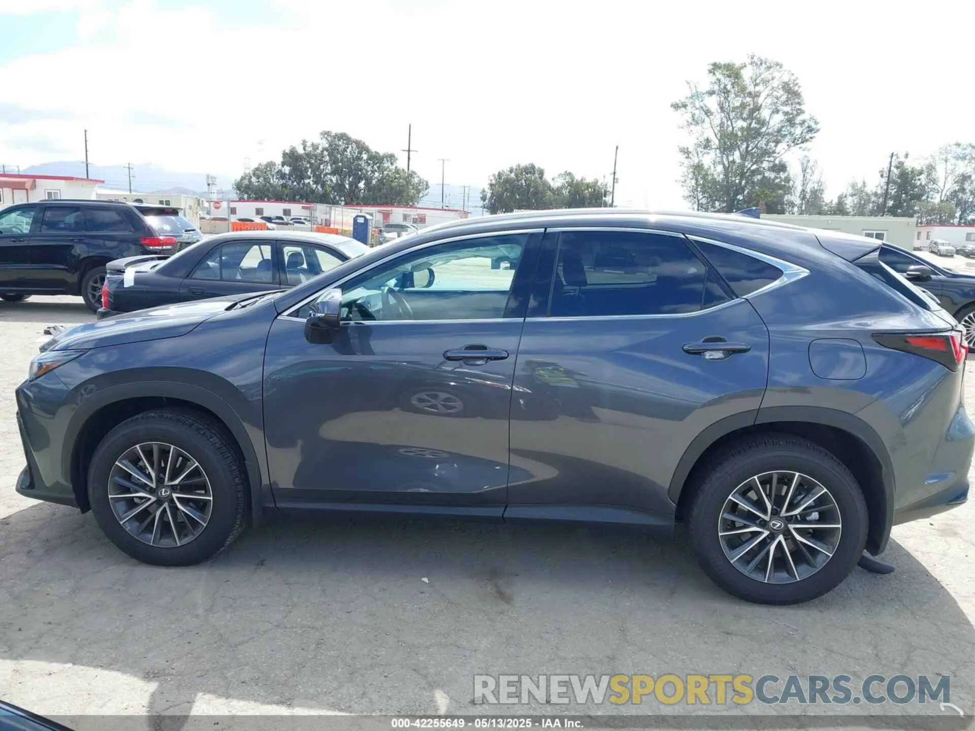 14 Фотография поврежденного автомобиля 2T2GGCEZ9SC080938 LEXUS NX 350 2025