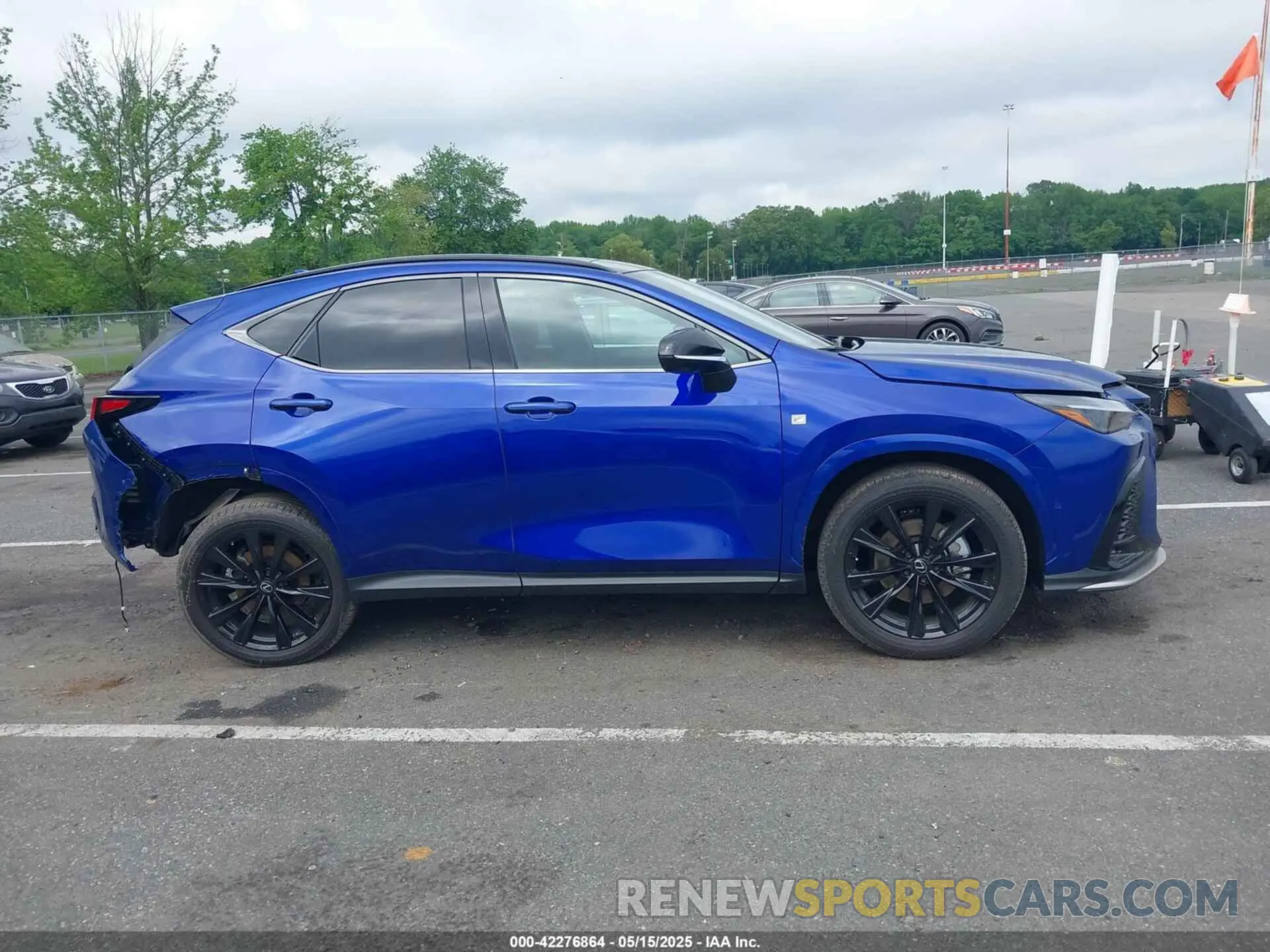 13 Фотография поврежденного автомобиля 2T2KGCEZ1SC077493 LEXUS NX 350 2025