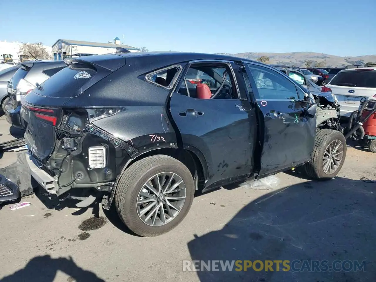 3 Фотография поврежденного автомобиля JTJAGCEZ7R5009008 LEXUS NX 350 BAS 2024