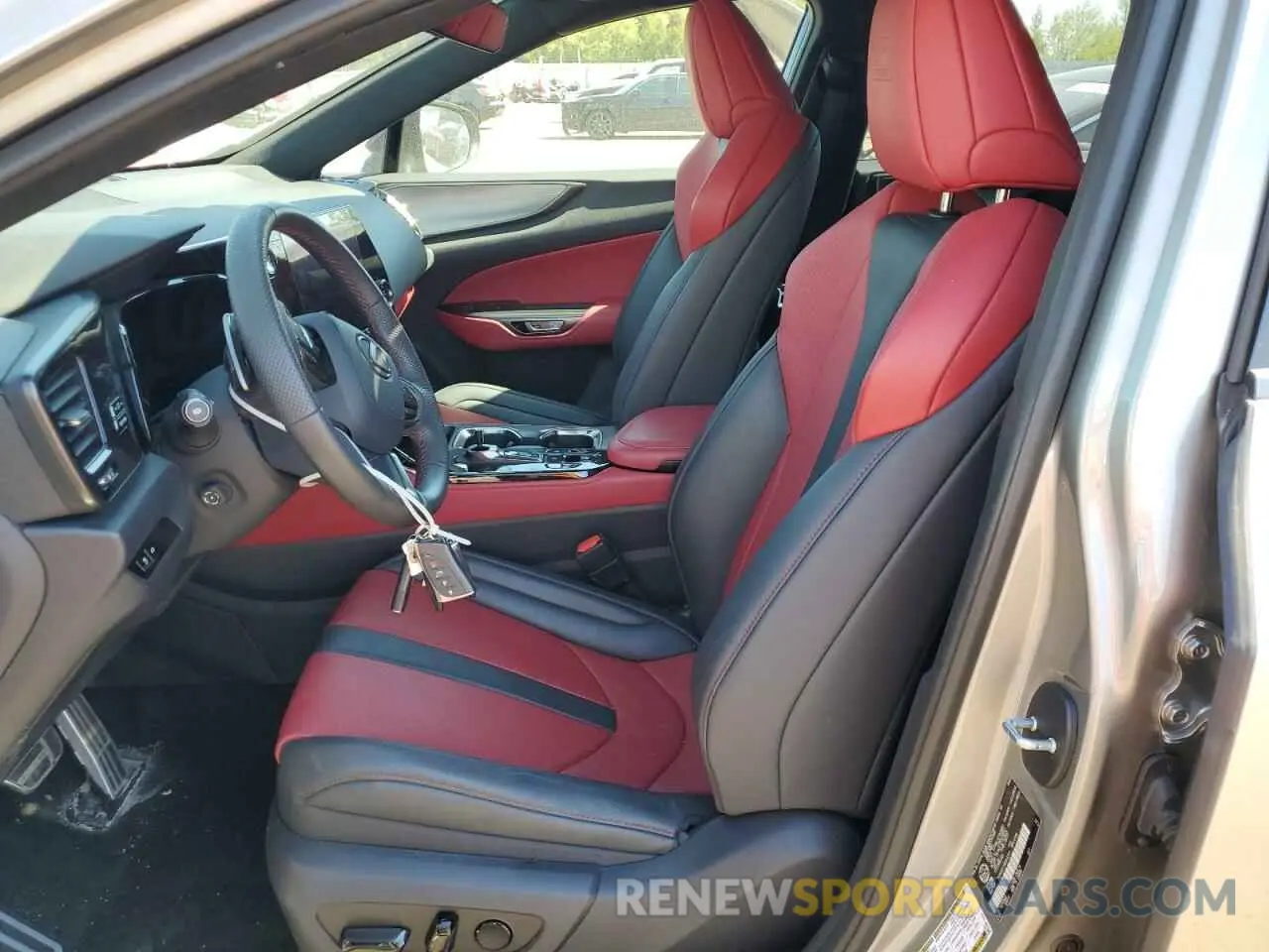 7 Фотография поврежденного автомобиля 2T2KGCEZ4RC045311 LEXUS NX 350 LUX 2024