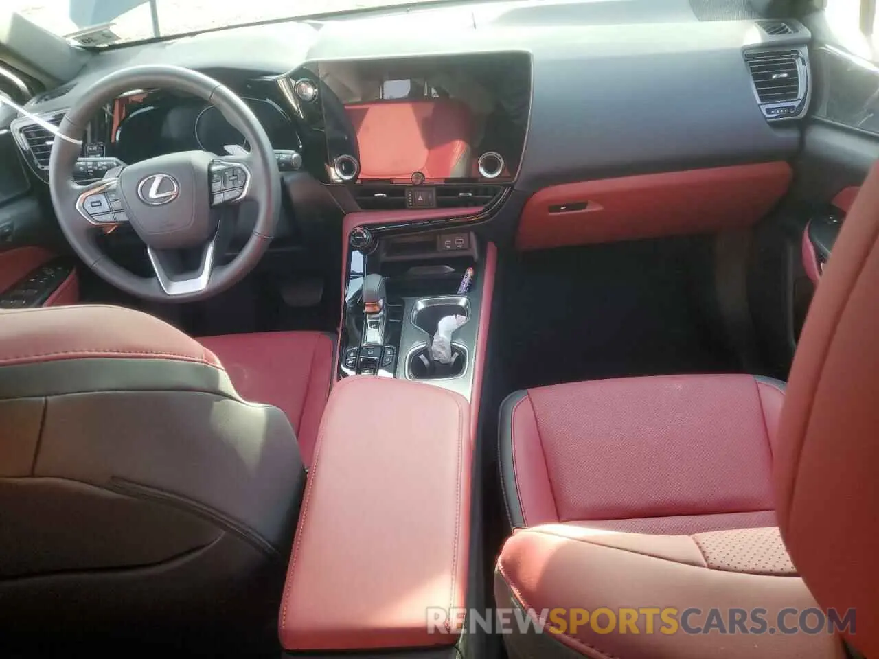 8 Photograph of a damaged car 2T2GGCEZ7SC078301 LEXUS NX 350 PRE 2025