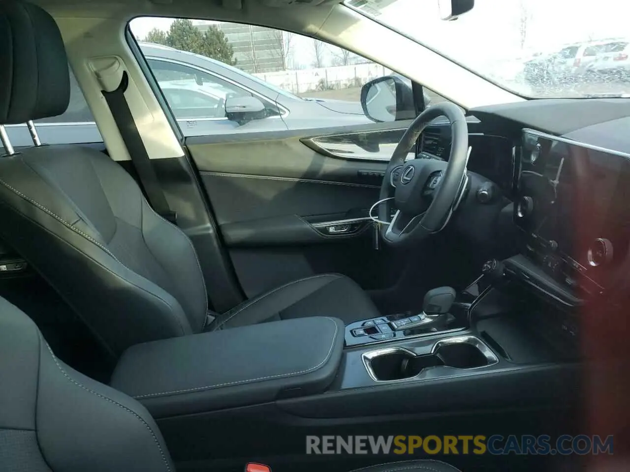 8 Фотография поврежденного автомобиля 2T2GKCEZ3NC001671 LEXUS NX 350H 2022