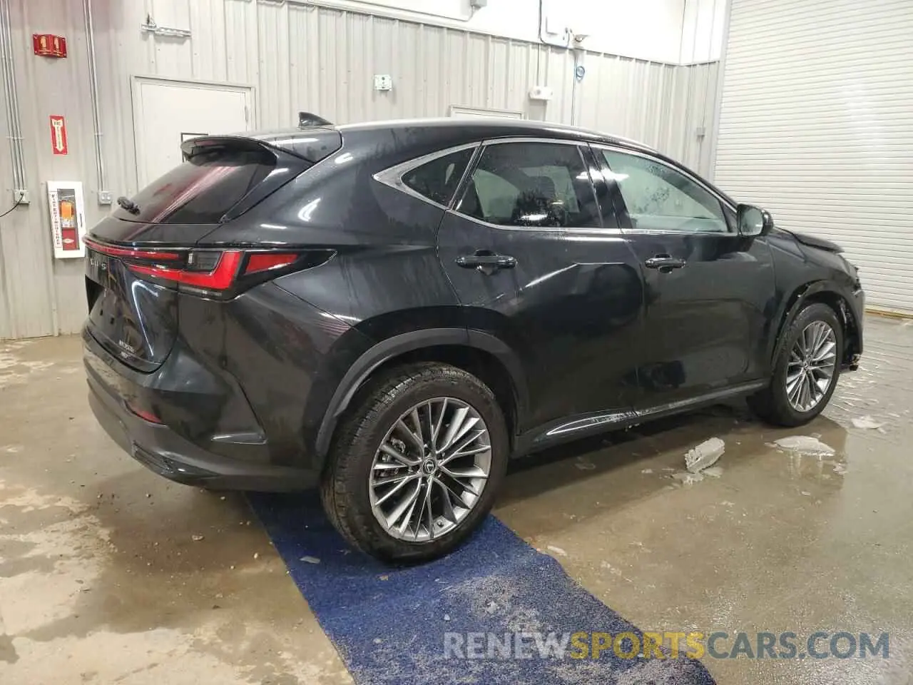 3 Фотография поврежденного автомобиля 2T2HKCEZ1NC004492 LEXUS NX 350H 2022