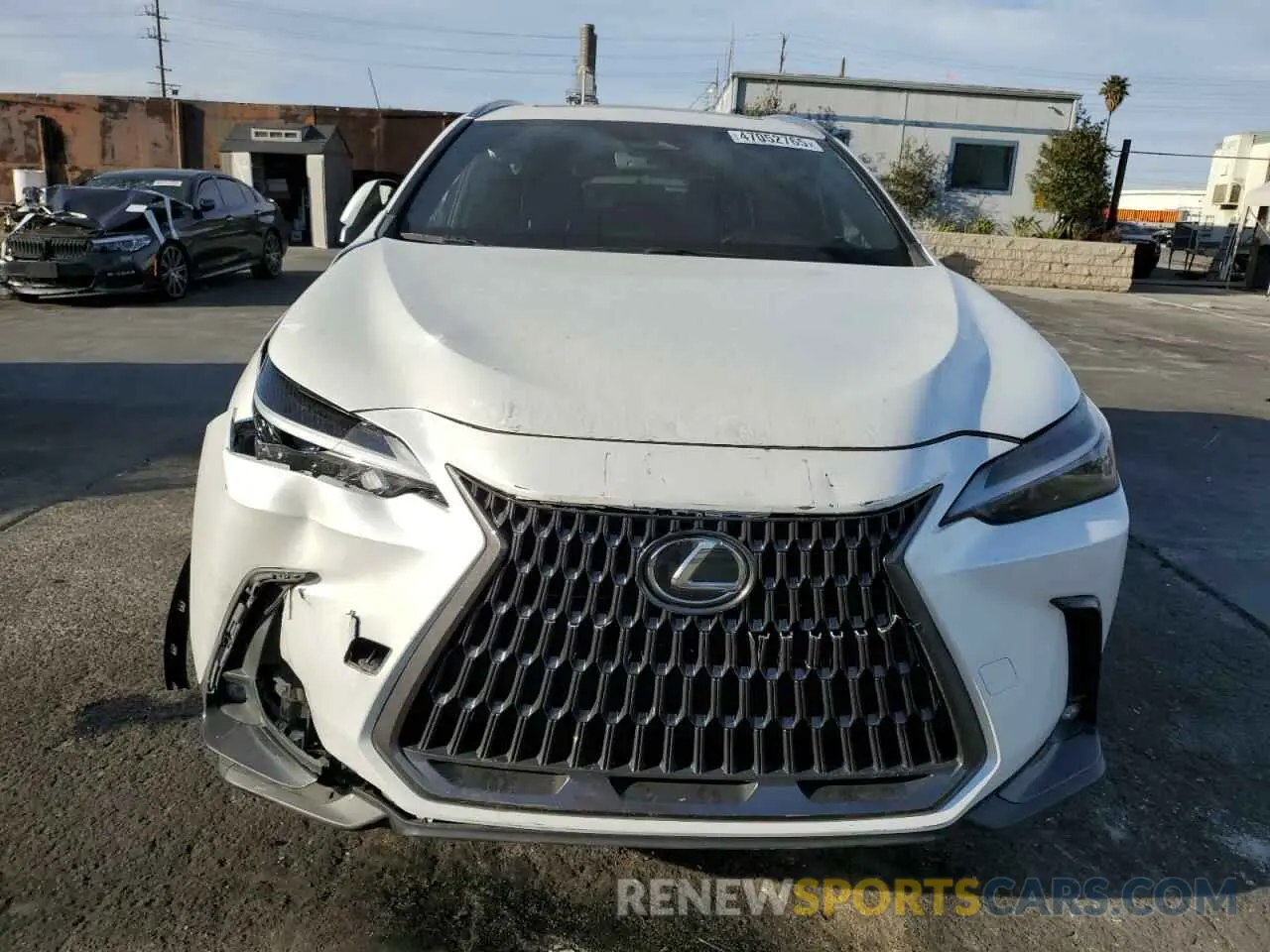 5 Фотография поврежденного автомобиля JTJAKCEZ0N2000242 LEXUS NX 350H 2022