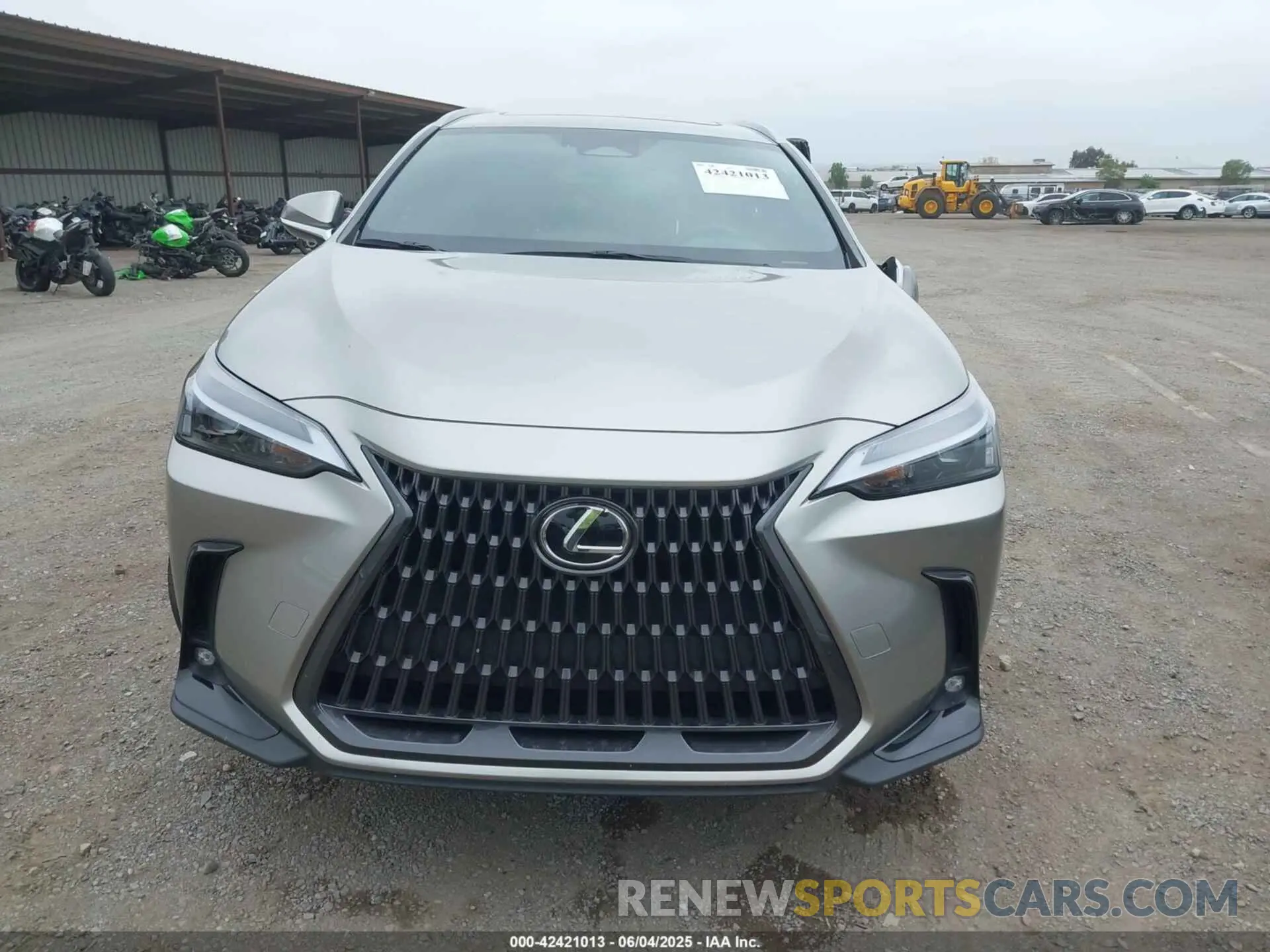 12 Фотография поврежденного автомобиля JTJAKCEZ3N5003098 LEXUS NX 350H 2022
