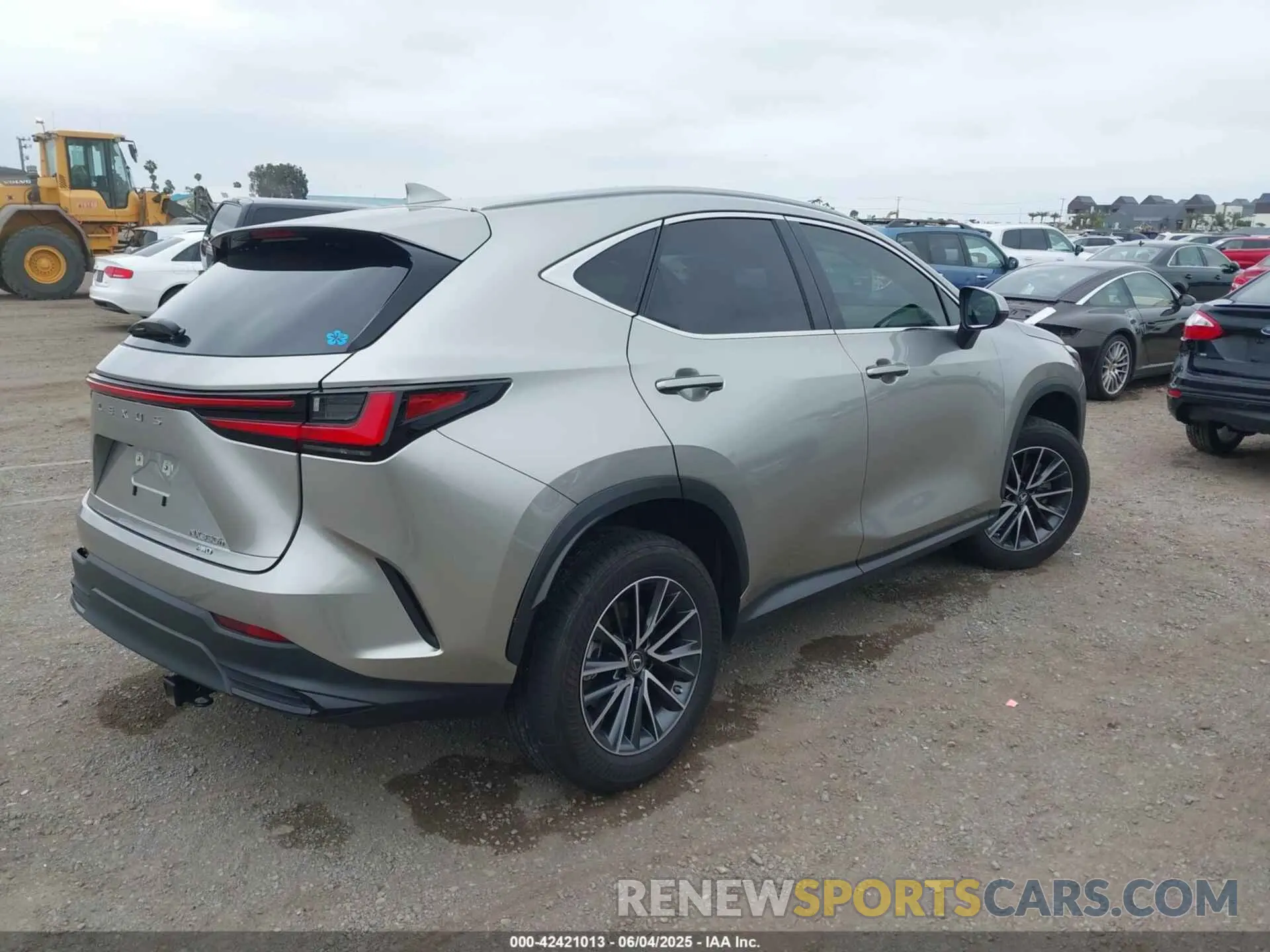 4 Фотография поврежденного автомобиля JTJAKCEZ3N5003098 LEXUS NX 350H 2022