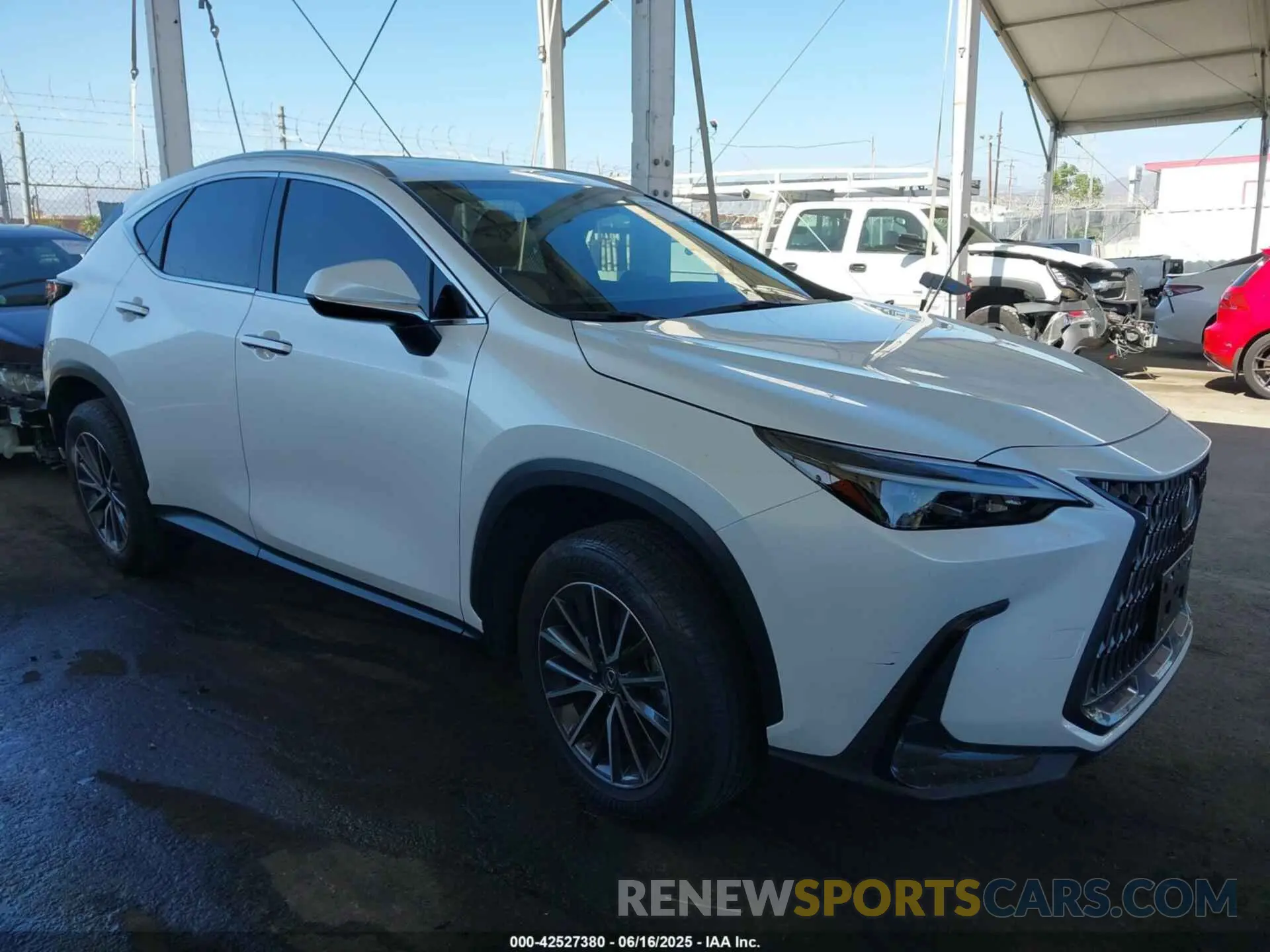 1 Photograph of a damaged car JTJAKCEZ4N5004616 LEXUS NX 350H 2022