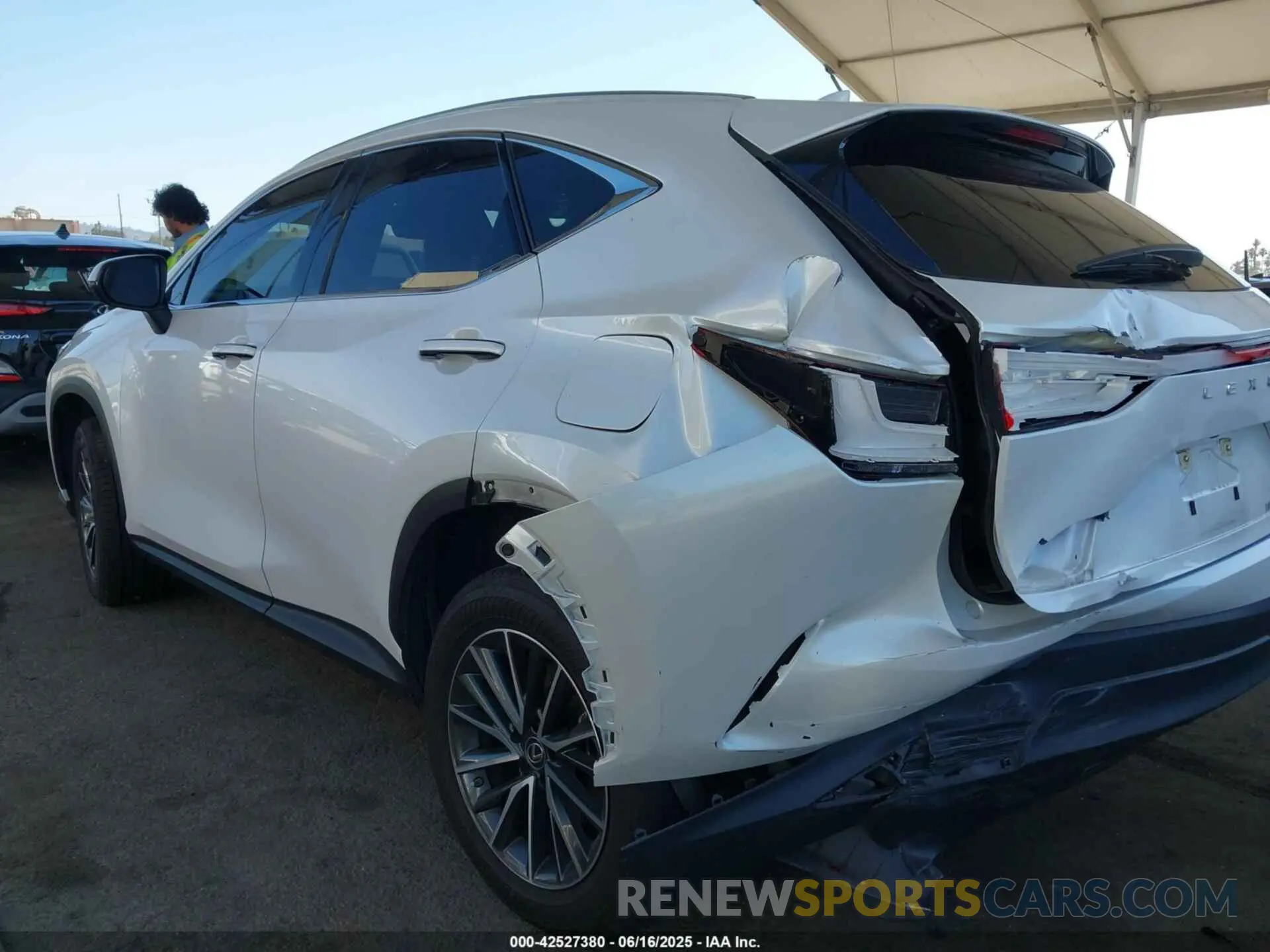 3 Photograph of a damaged car JTJAKCEZ4N5004616 LEXUS NX 350H 2022