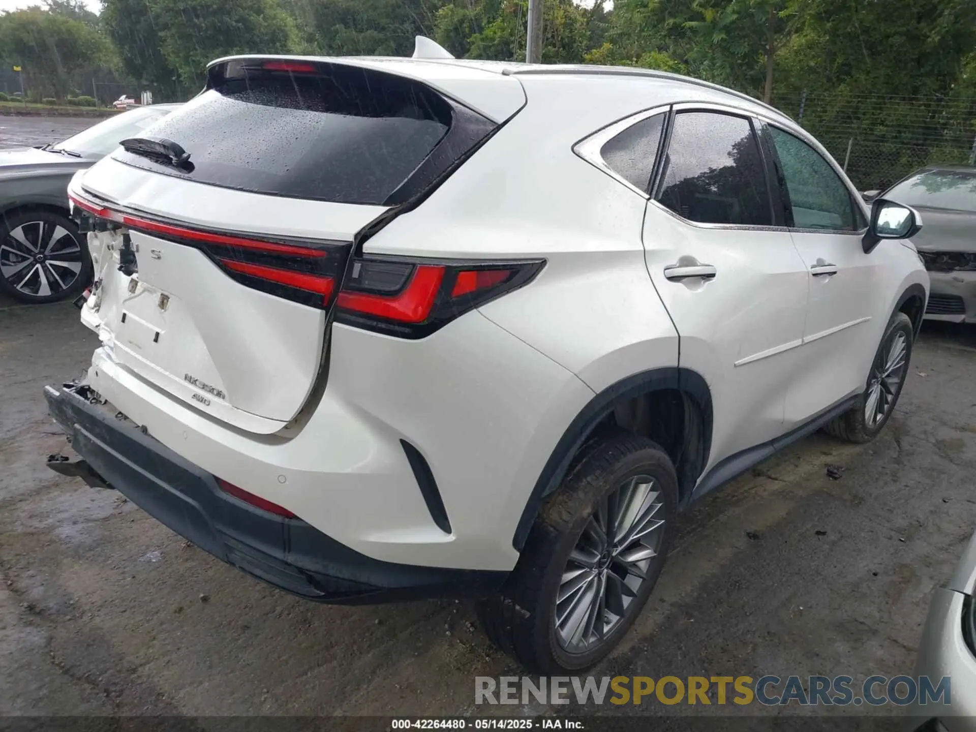 4 Photograph of a damaged car JTJGKCEZ5N5002142 LEXUS NX 350H 2022
