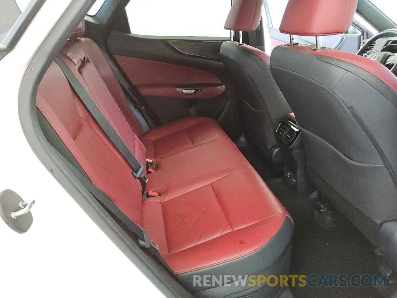 11 Photograph of a damaged car JTJHKCEZ3N5001933 LEXUS NX 350H 2022
