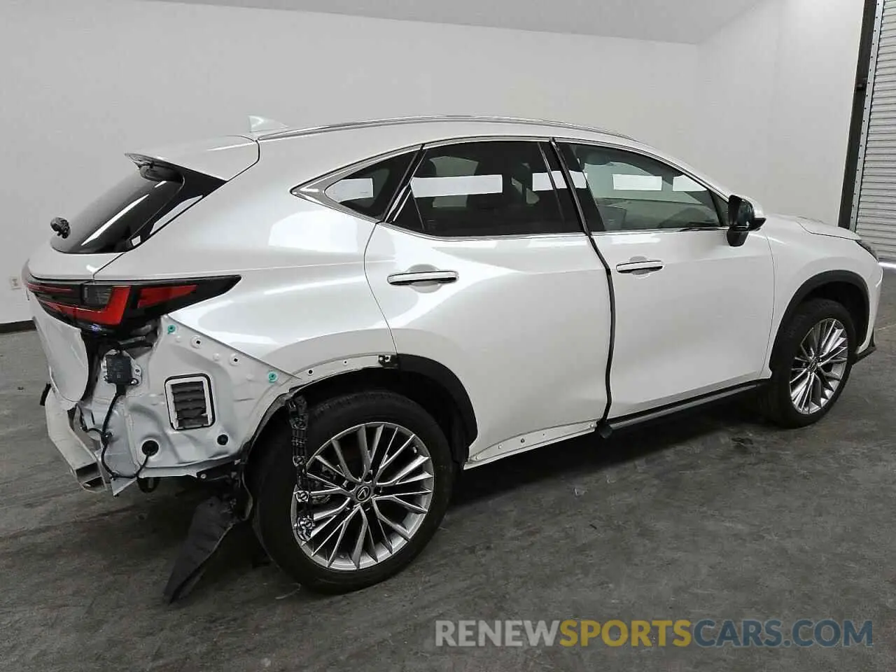 3 Photograph of a damaged car JTJHKCEZ3N5001933 LEXUS NX 350H 2022