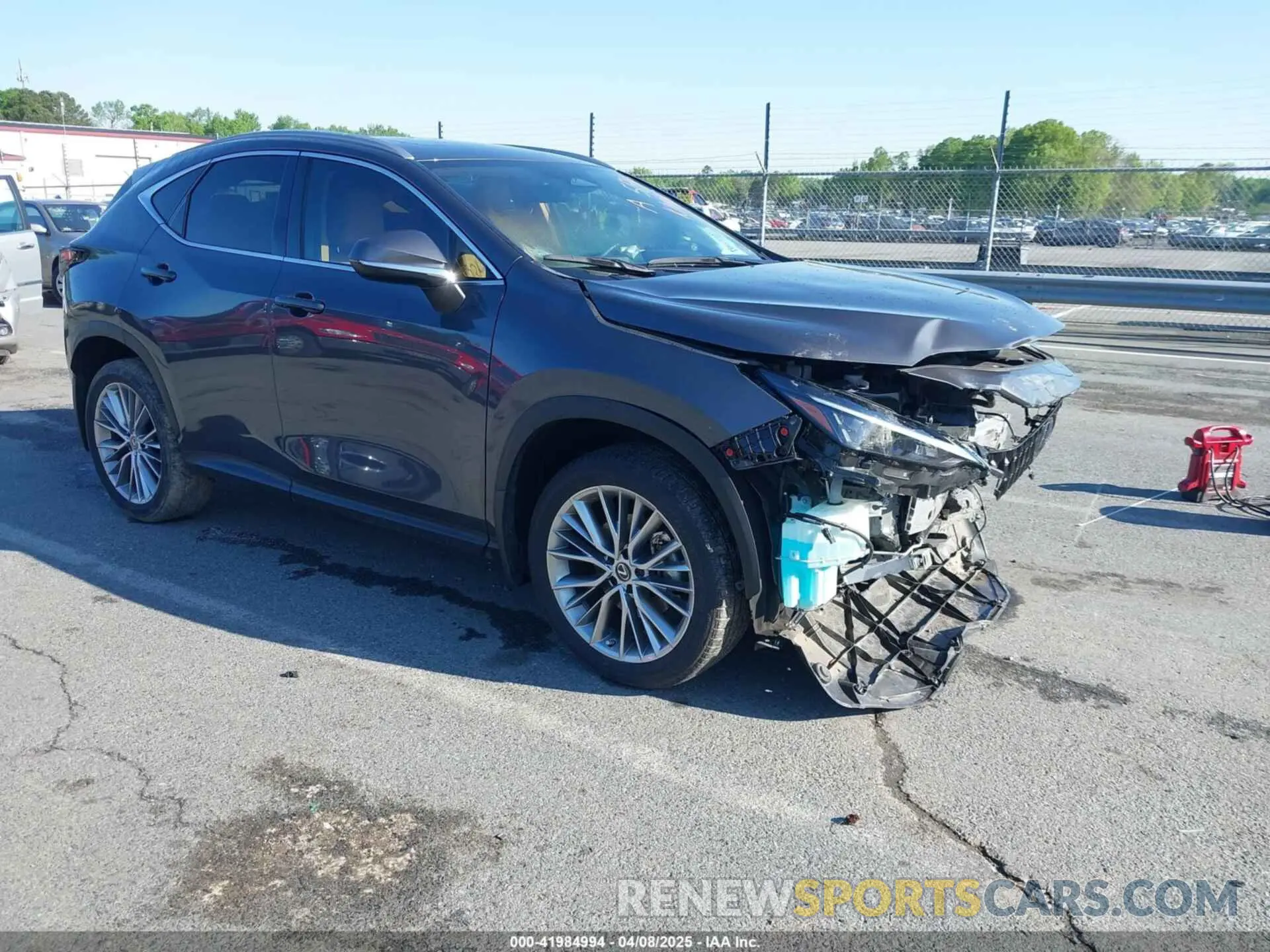 1 Фотография поврежденного автомобиля 2T2GKCEZXPC015134 LEXUS NX 350H 2023