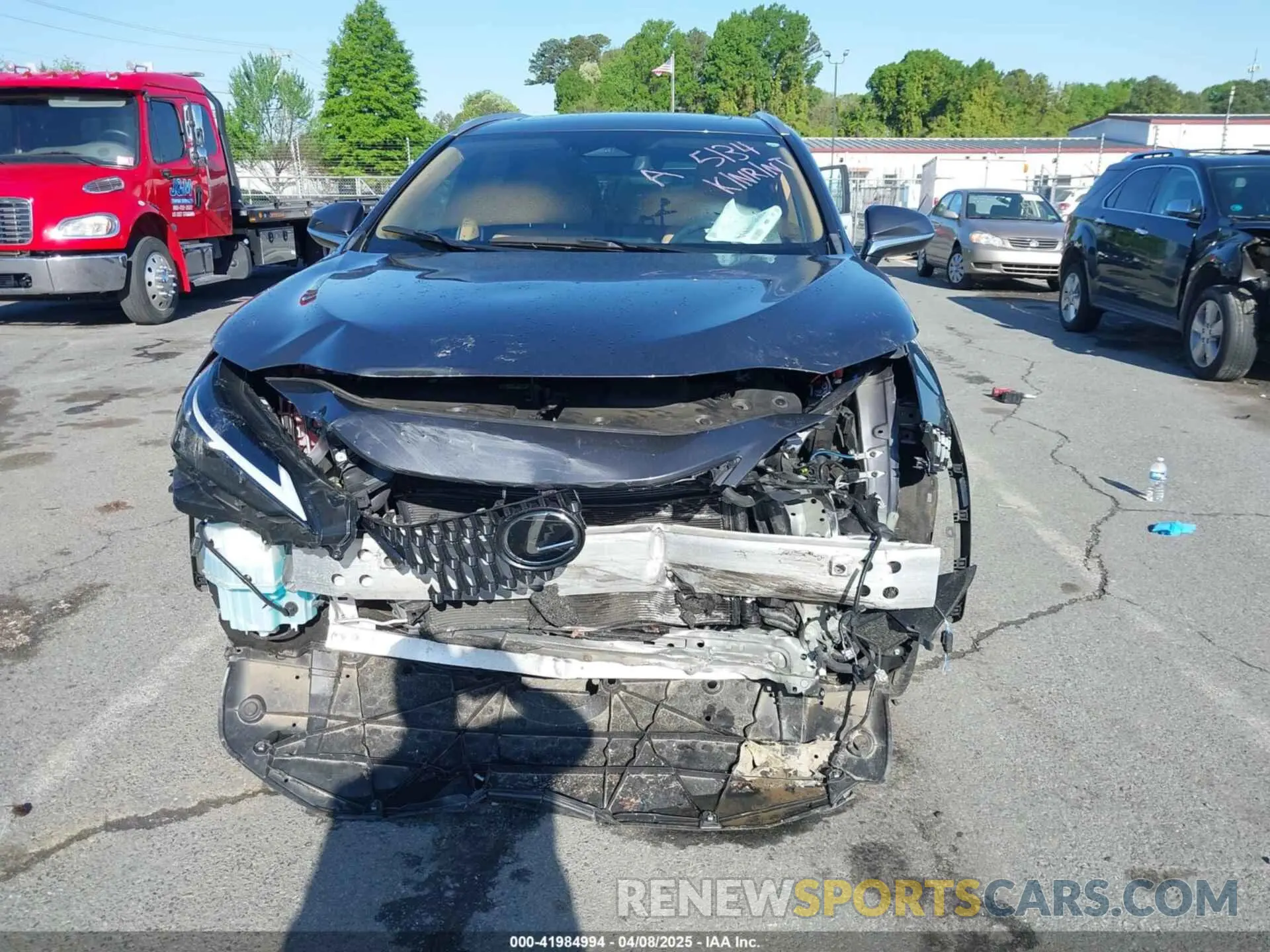 12 Фотография поврежденного автомобиля 2T2GKCEZXPC015134 LEXUS NX 350H 2023