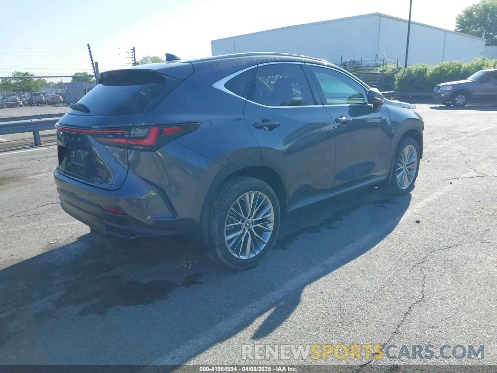4 Фотография поврежденного автомобиля 2T2GKCEZXPC015134 LEXUS NX 350H 2023