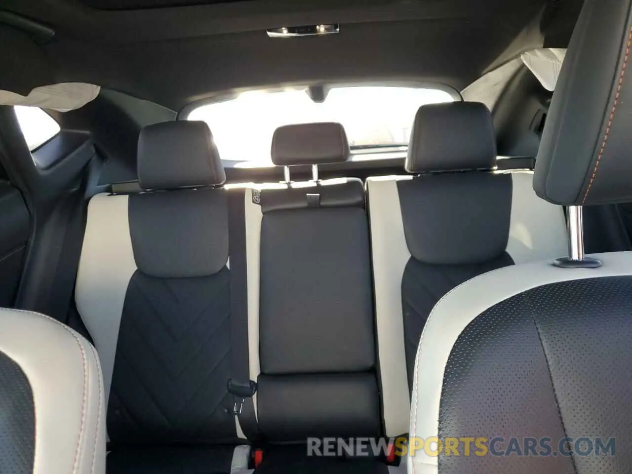 10 Photograph of a damaged car JTJHKCEZ1P5008530 LEXUS NX 350H 2023
