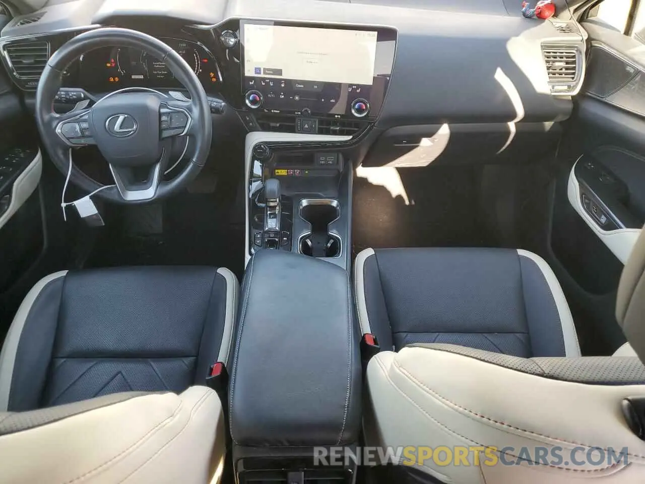 8 Photograph of a damaged car JTJHKCEZ1P5008530 LEXUS NX 350H 2023