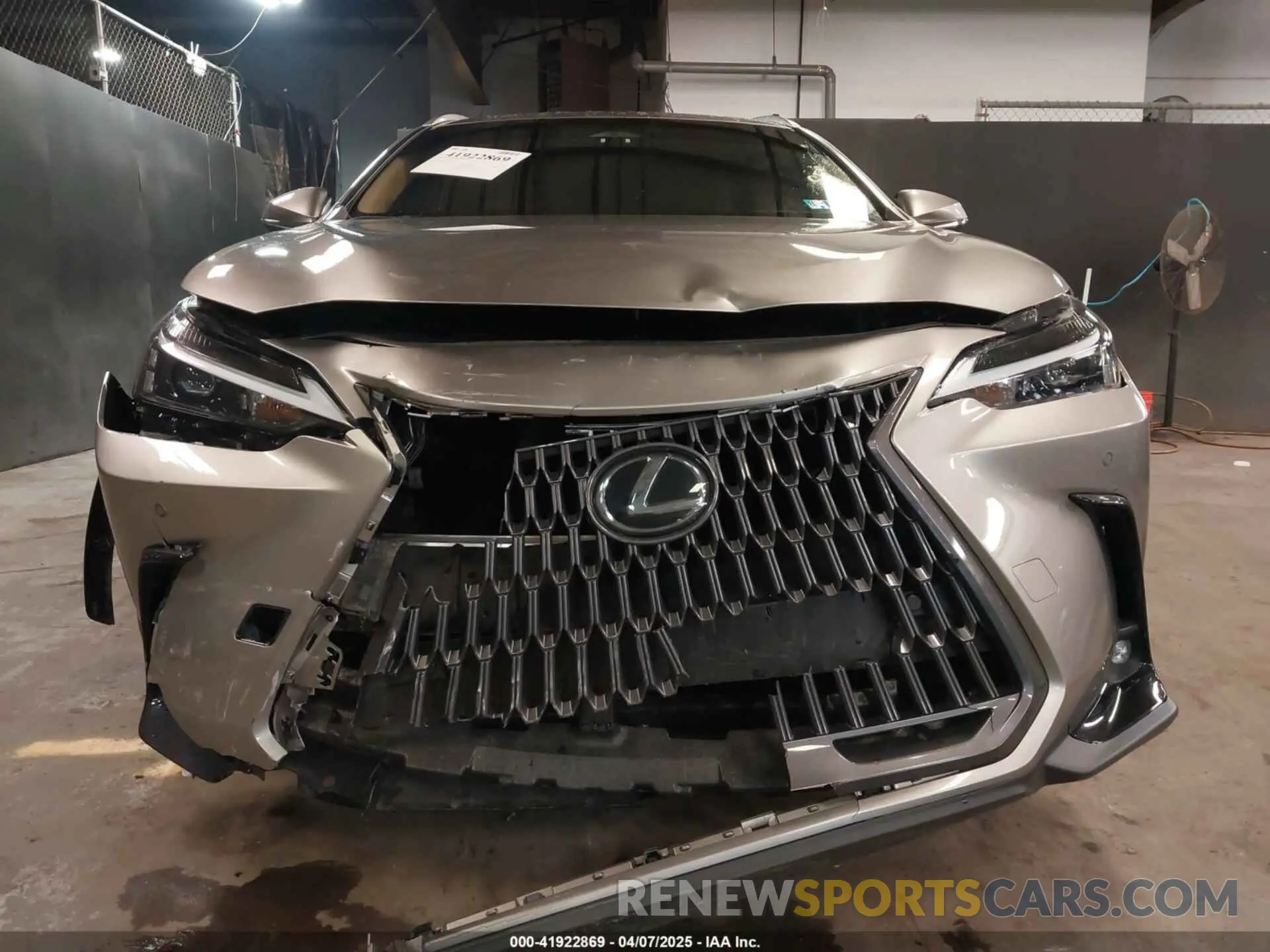 12 Фотография поврежденного автомобиля 2T2GKCEZ3RC016337 LEXUS NX 350H 2024