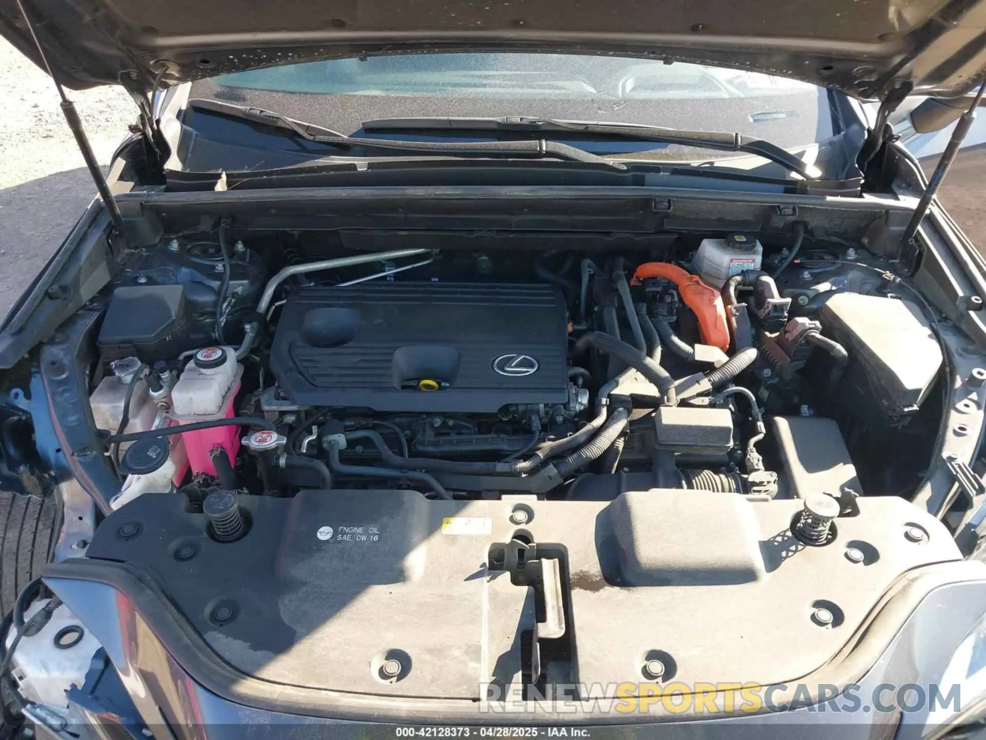 10 Фотография поврежденного автомобиля JTJGKCEZ9R5015241 LEXUS NX 350H 2024
