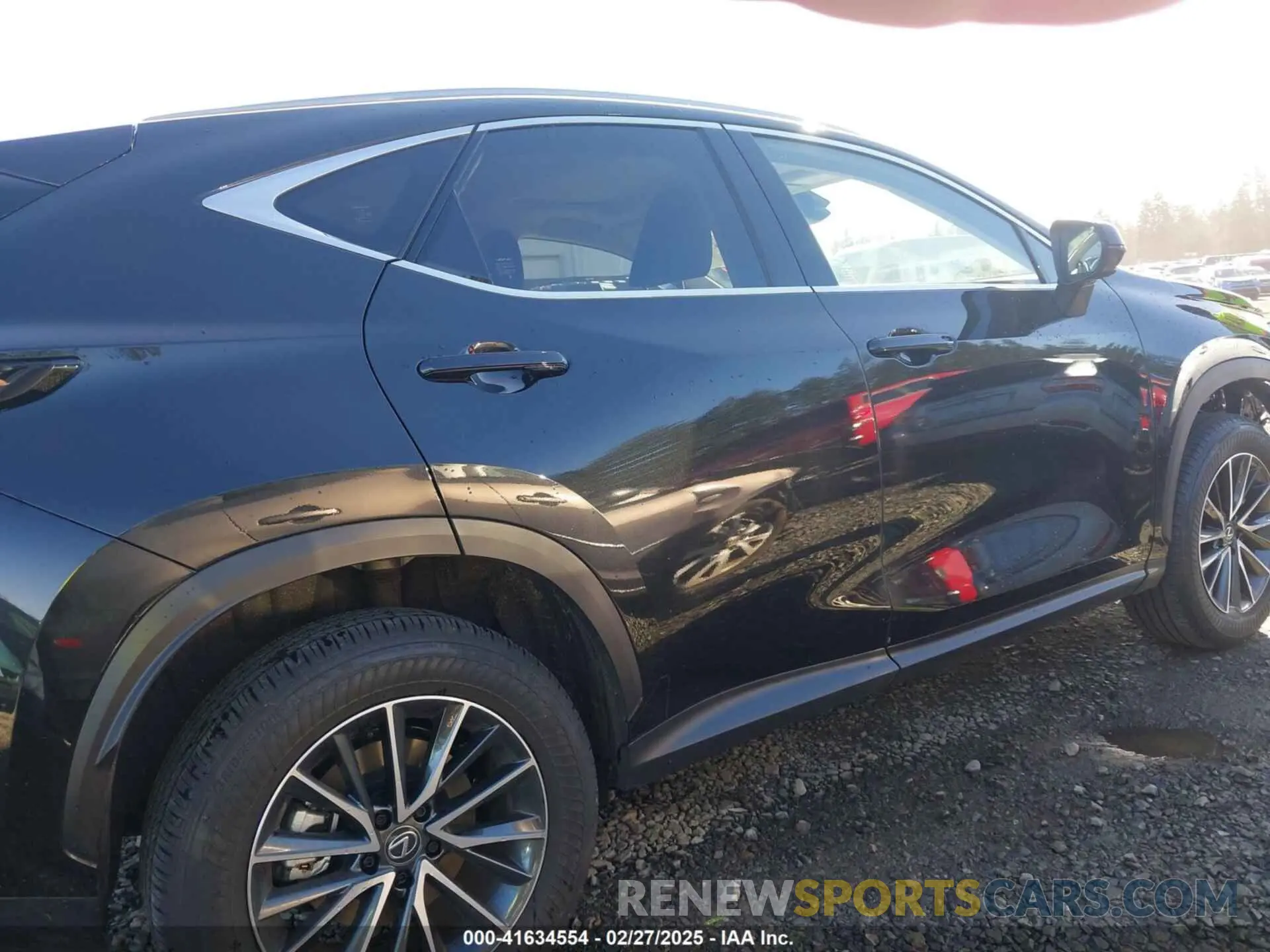 14 Photograph of a damaged car JTJGKCEZ9R5021993 LEXUS NX 350H 2024
