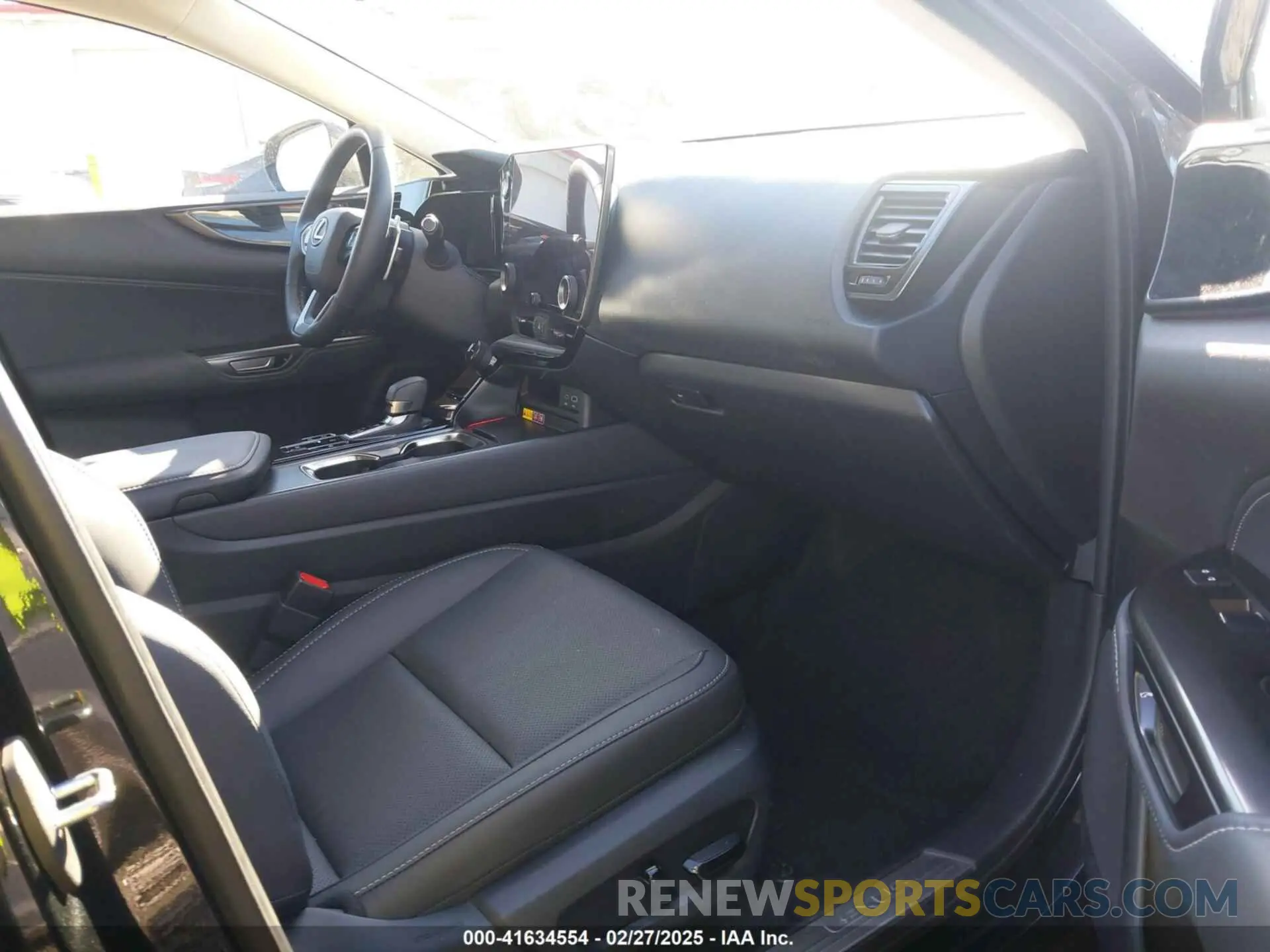 5 Photograph of a damaged car JTJGKCEZ9R5021993 LEXUS NX 350H 2024