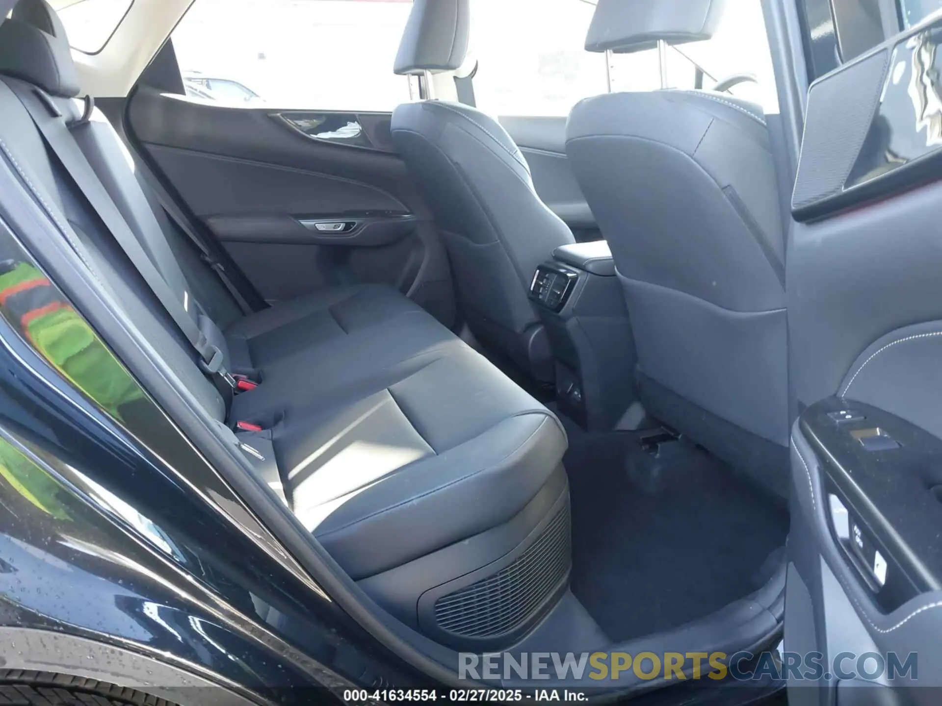 8 Photograph of a damaged car JTJGKCEZ9R5021993 LEXUS NX 350H 2024