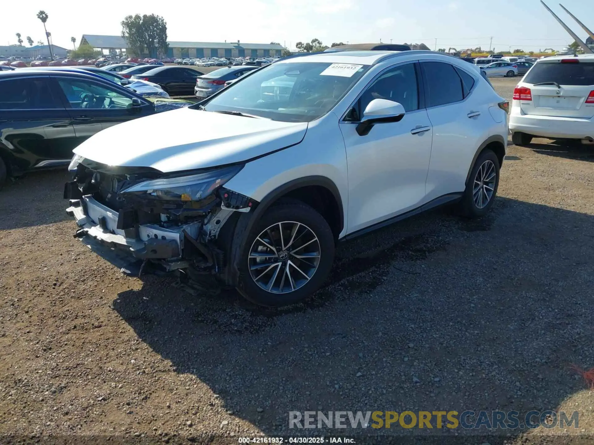 2 Фотография поврежденного автомобиля JTJGKCEZXR5013787 LEXUS NX 350H 2024