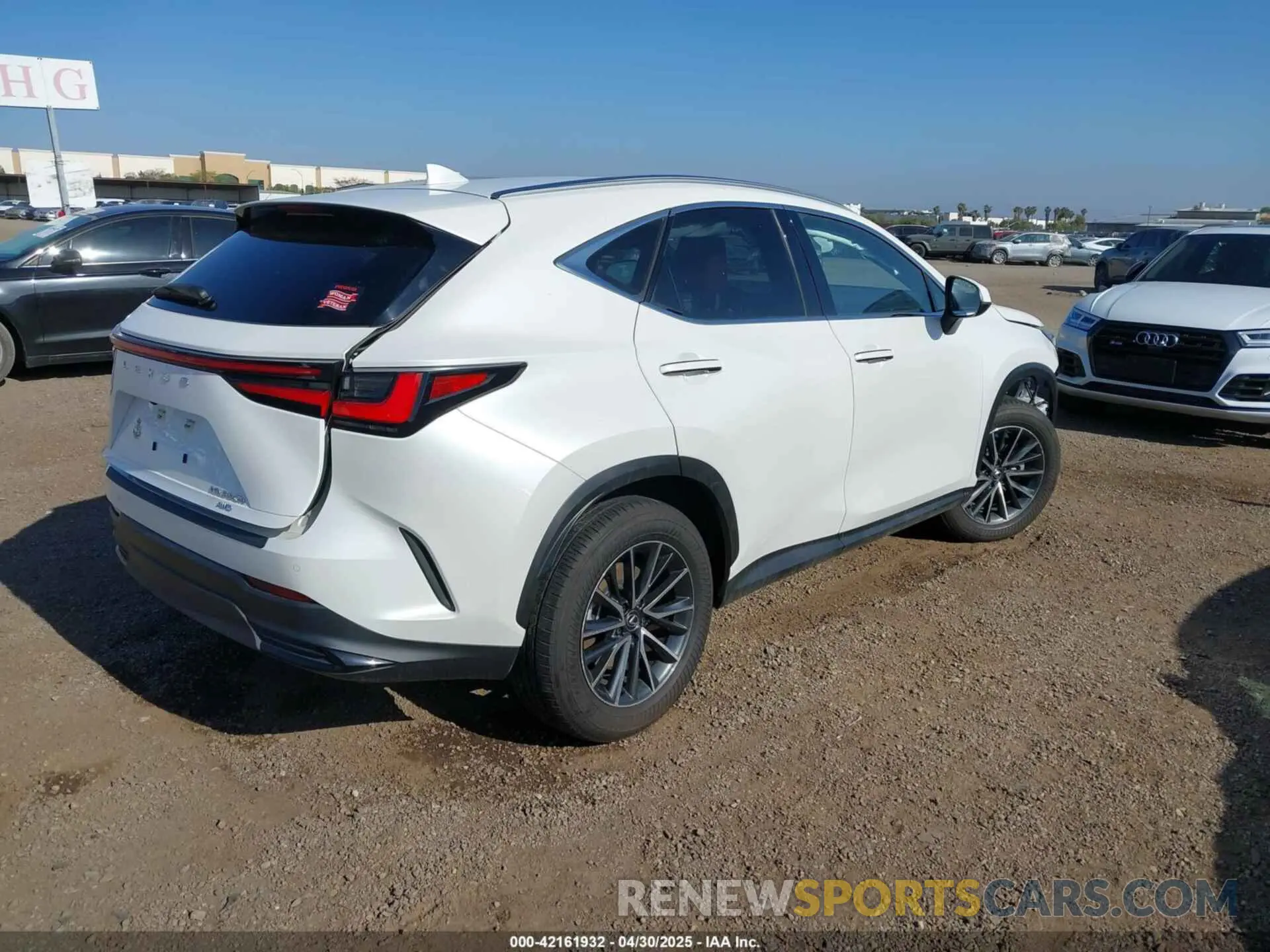 4 Фотография поврежденного автомобиля JTJGKCEZXR5013787 LEXUS NX 350H 2024