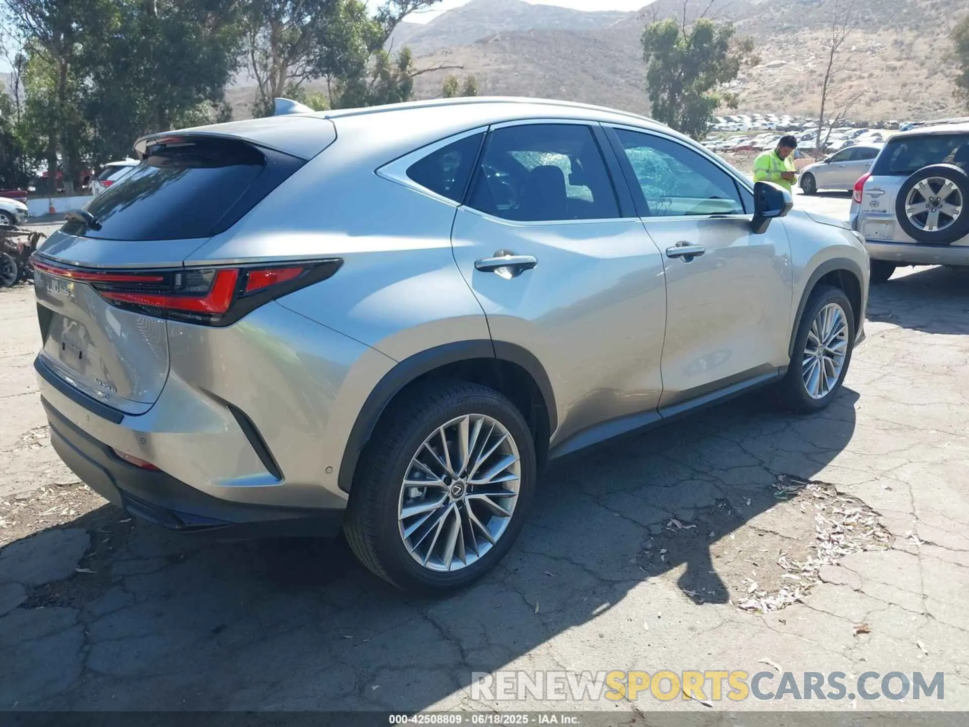 4 Photograph of a damaged car JTJHKCEZ5R5014365 LEXUS NX 350H 2024