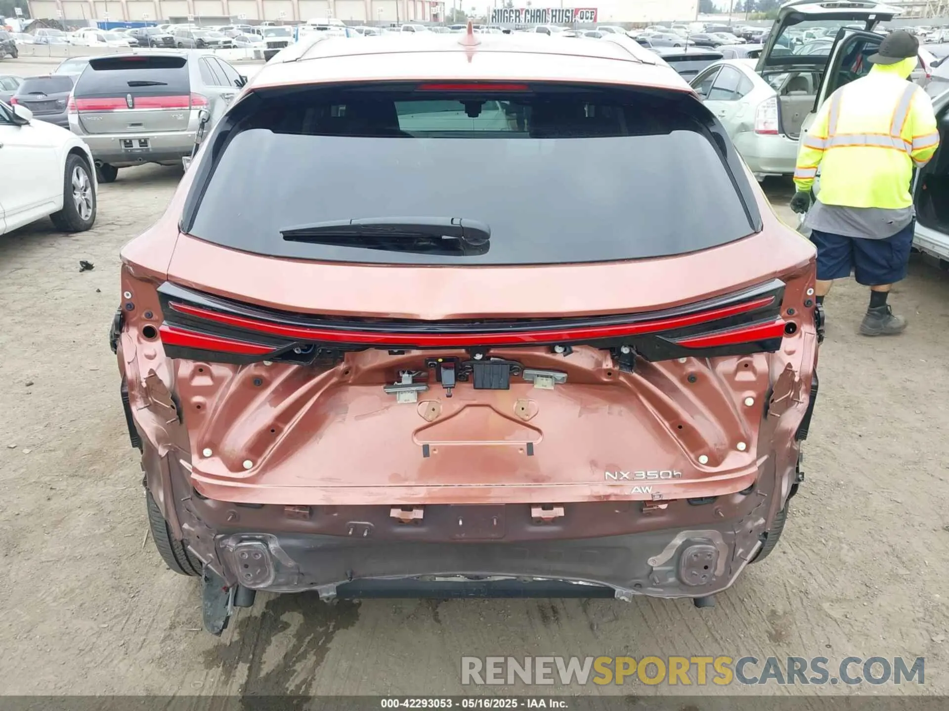 17 Photograph of a damaged car 2T2GKCEZ1SC040979 LEXUS NX 350H 2025