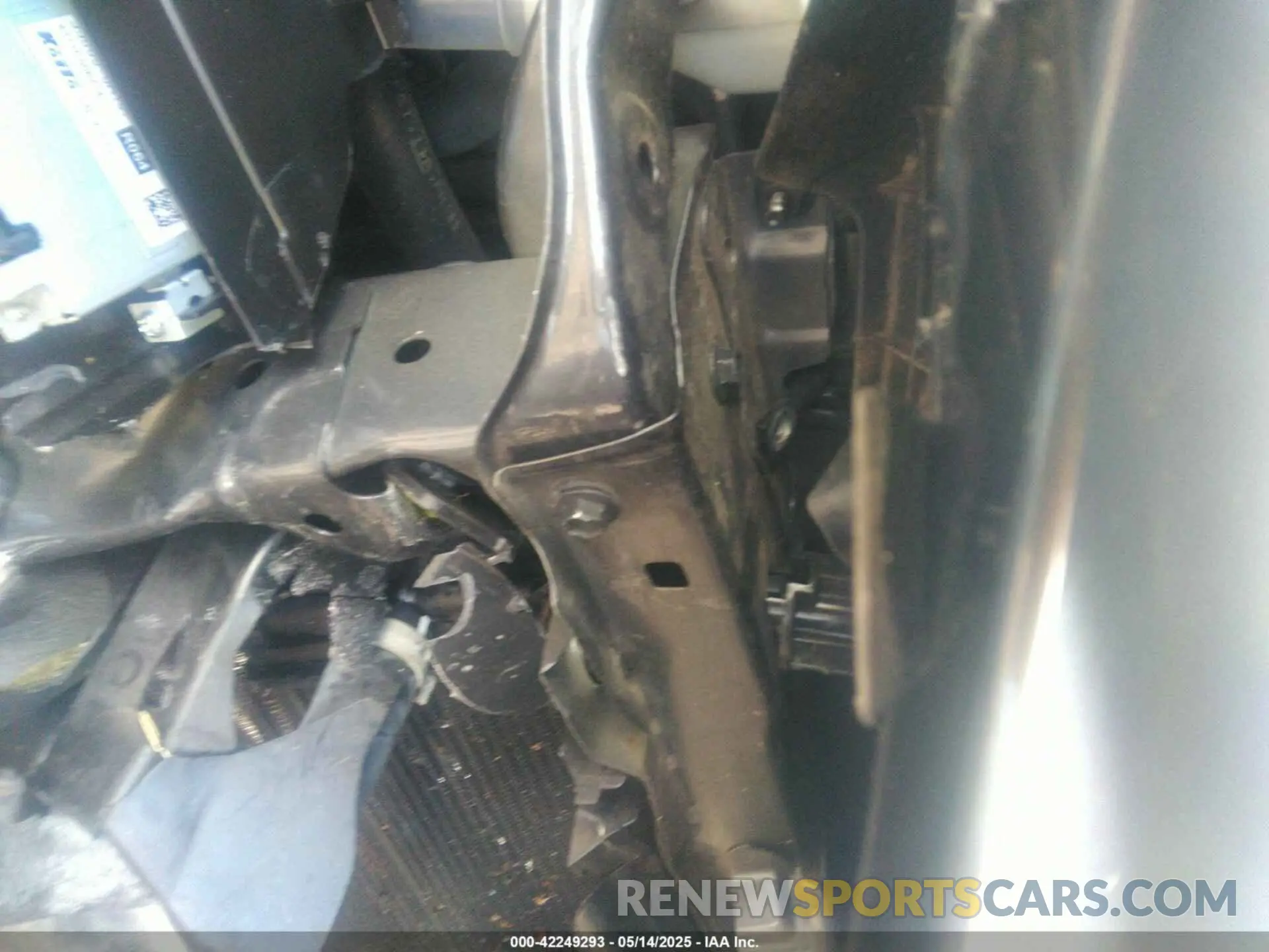 10 Фотография поврежденного автомобиля 2T2GKCEZ2SC032602 LEXUS NX 350H 2025