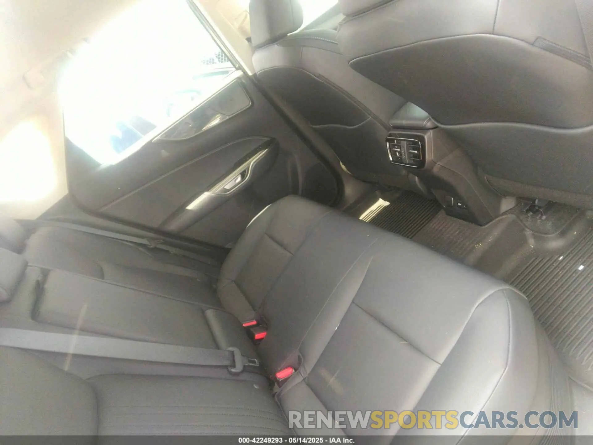 8 Фотография поврежденного автомобиля 2T2GKCEZ2SC032602 LEXUS NX 350H 2025