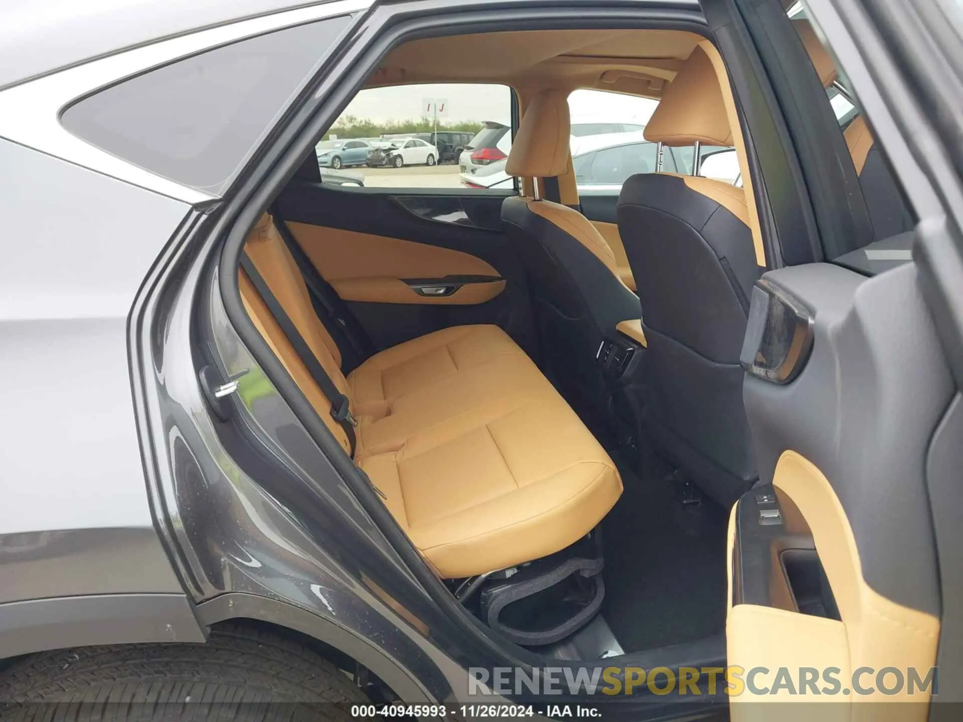 8 Photograph of a damaged car 2T2GKCEZ8SC040932 LEXUS NX 350H 2025