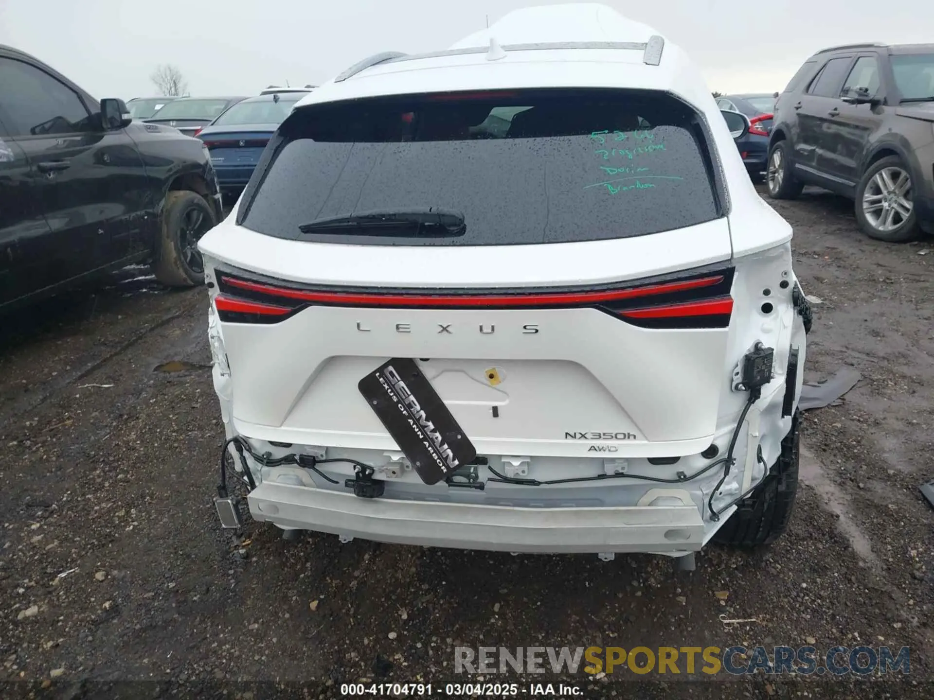 17 Фотография поврежденного автомобиля 2T2HKCEZ3SC043032 LEXUS NX 350H 2025