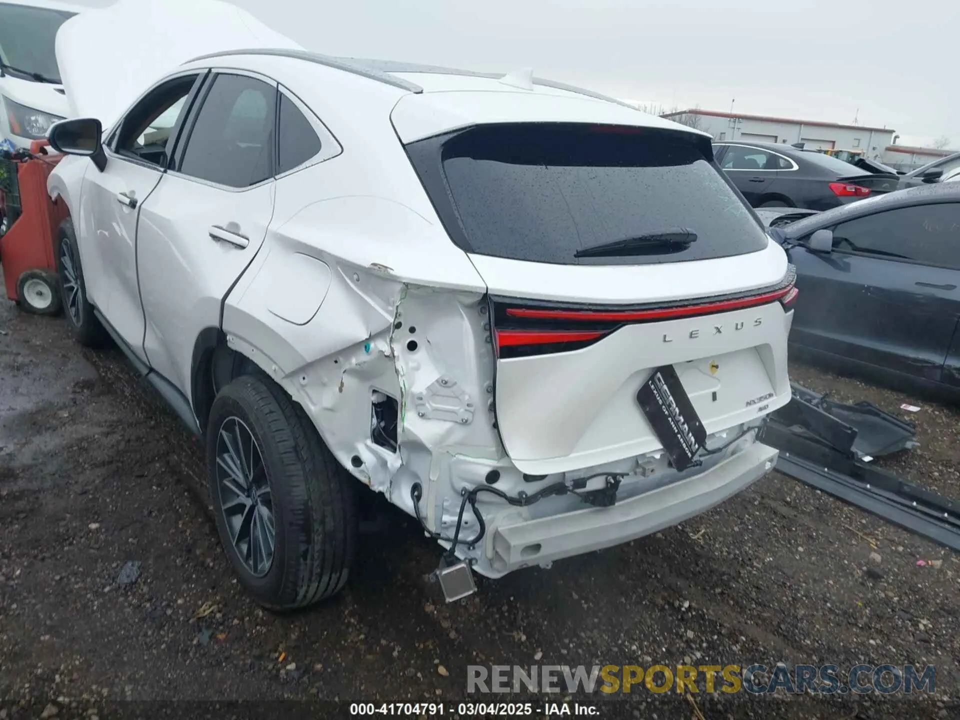 3 Фотография поврежденного автомобиля 2T2HKCEZ3SC043032 LEXUS NX 350H 2025
