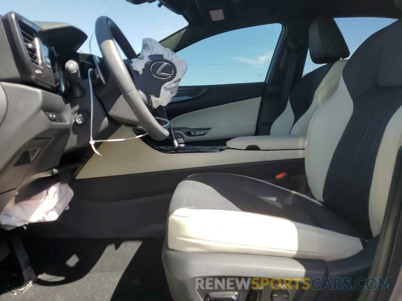 7 Photograph of a damaged car 2T2GKCEZXRC024872 LEXUS NX 350H BA 2024