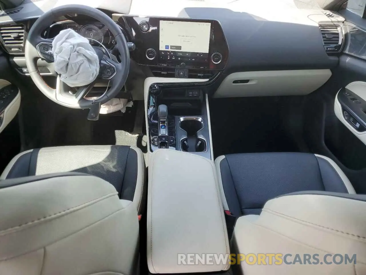 8 Photograph of a damaged car 2T2GKCEZXRC024872 LEXUS NX 350H BA 2024