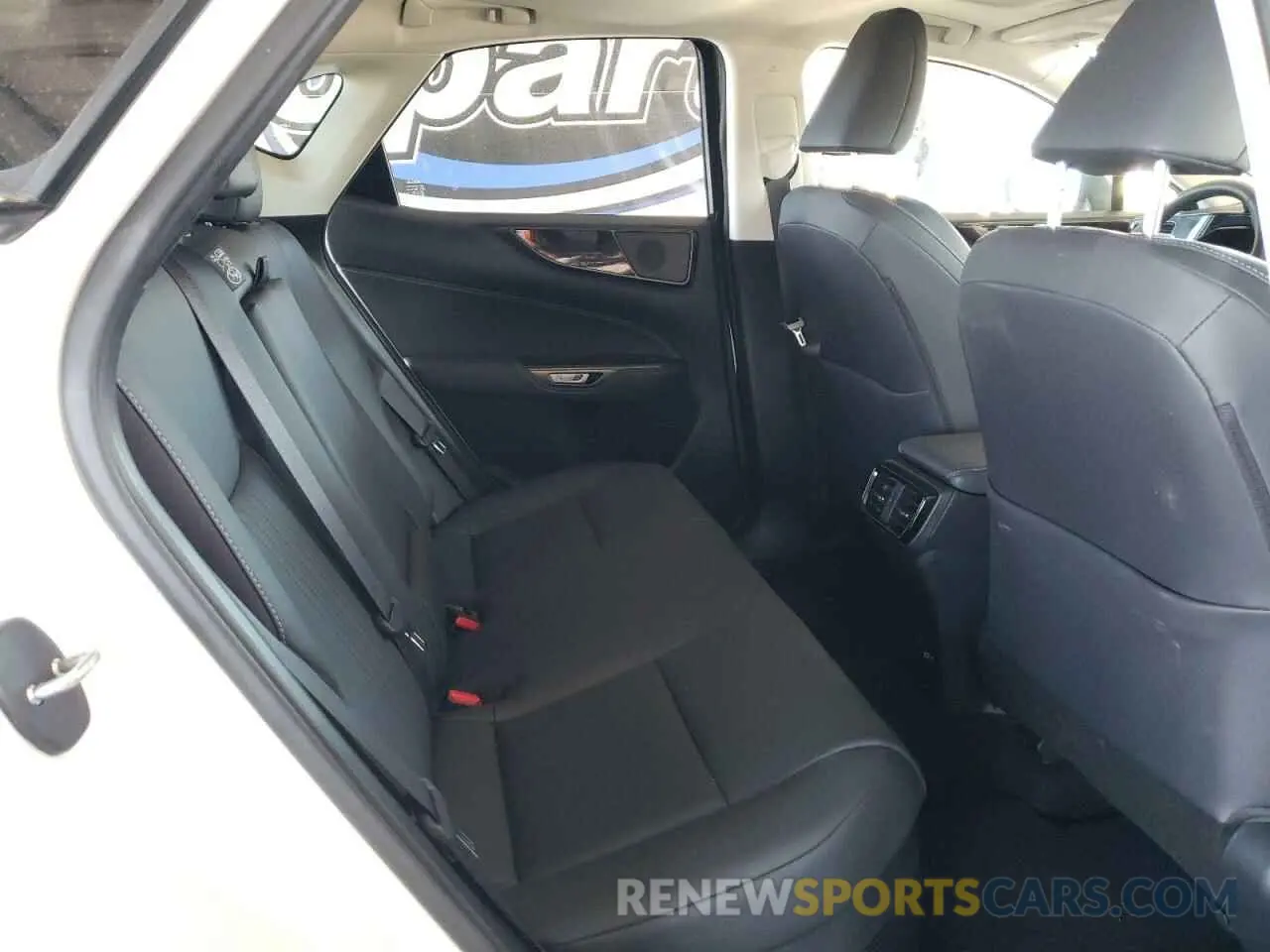 10 Фотография поврежденного автомобиля JTJAKCEZ0R5020415 LEXUS NX 350H BA 2024