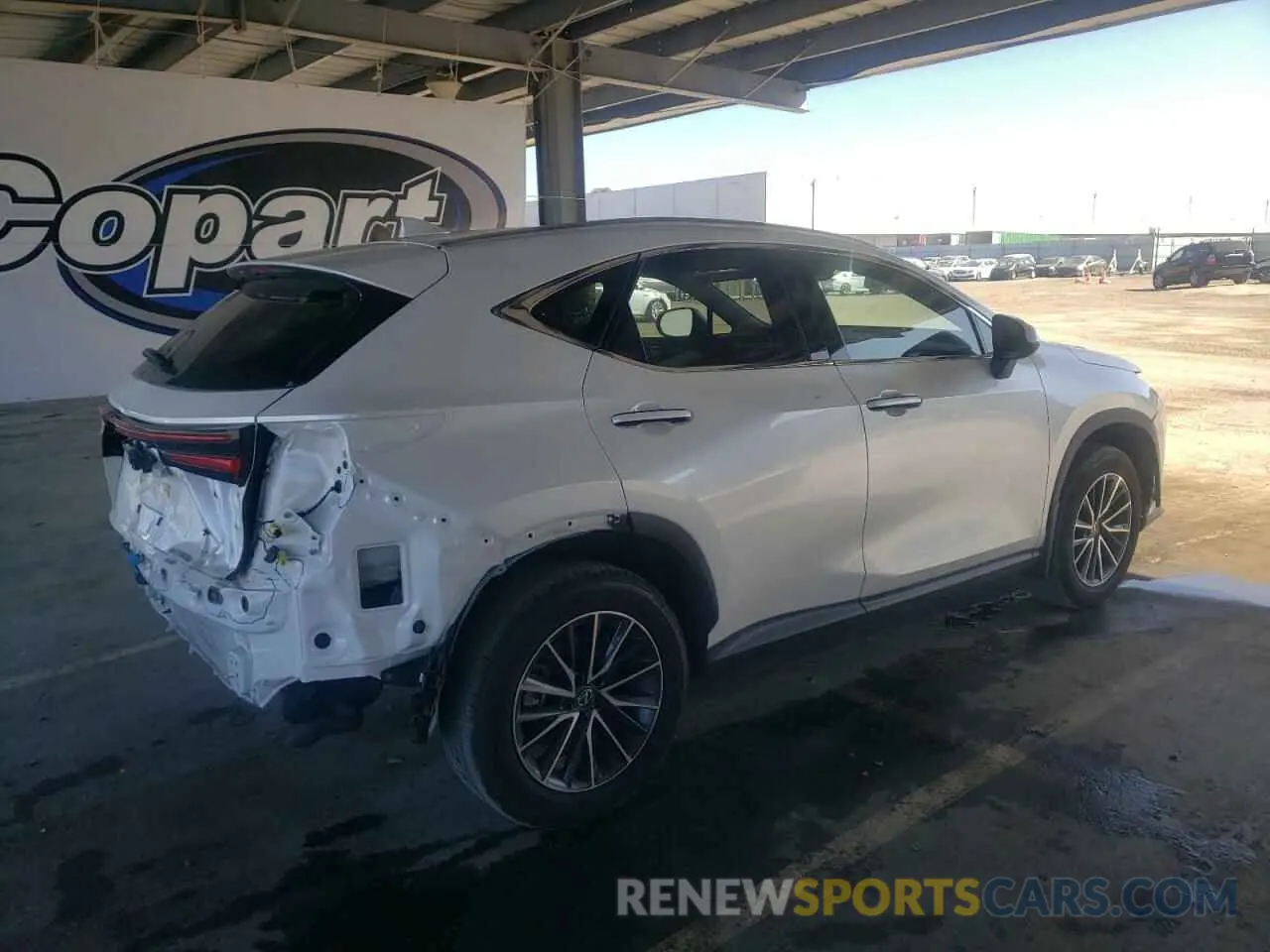 3 Фотография поврежденного автомобиля JTJAKCEZ0R5020415 LEXUS NX 350H BA 2024