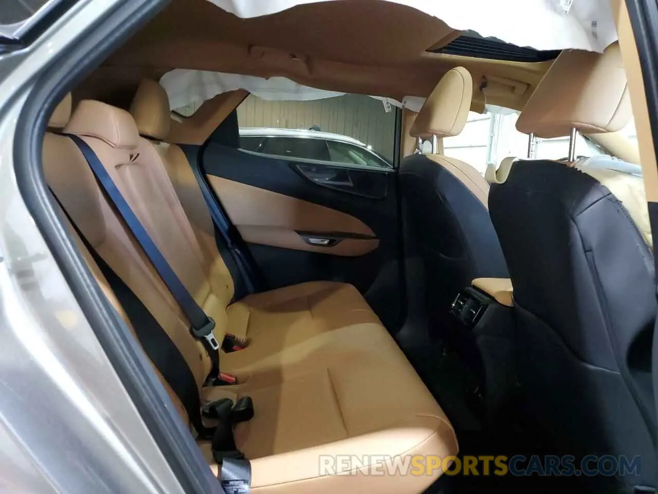 11 Photograph of a damaged car 2T2GKCEZ4SC040118 LEXUS NX 350H BA 2025