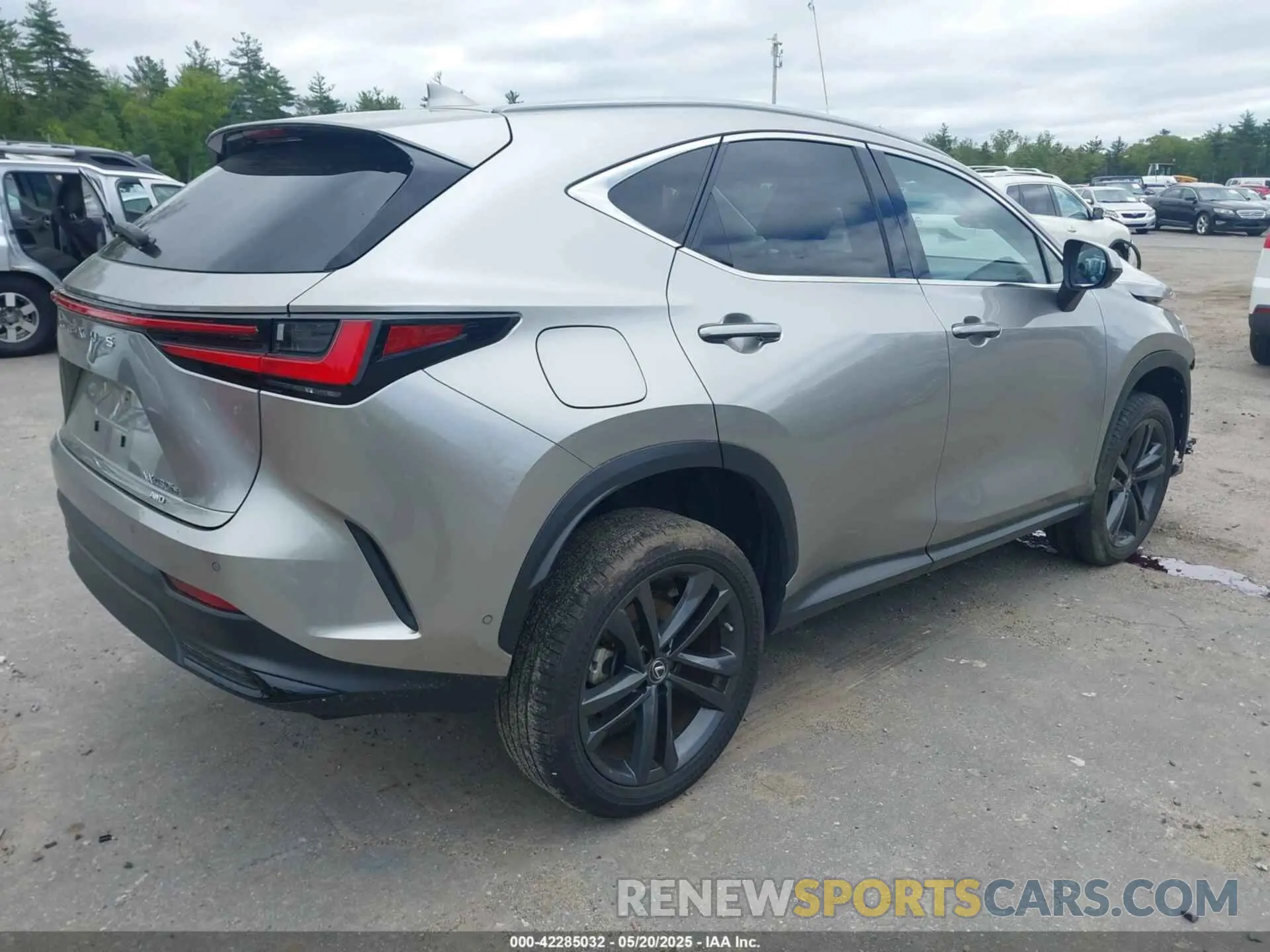 4 Photograph of a damaged car JTJHKCFZ4N2000998 LEXUS NX 450H+ 2022